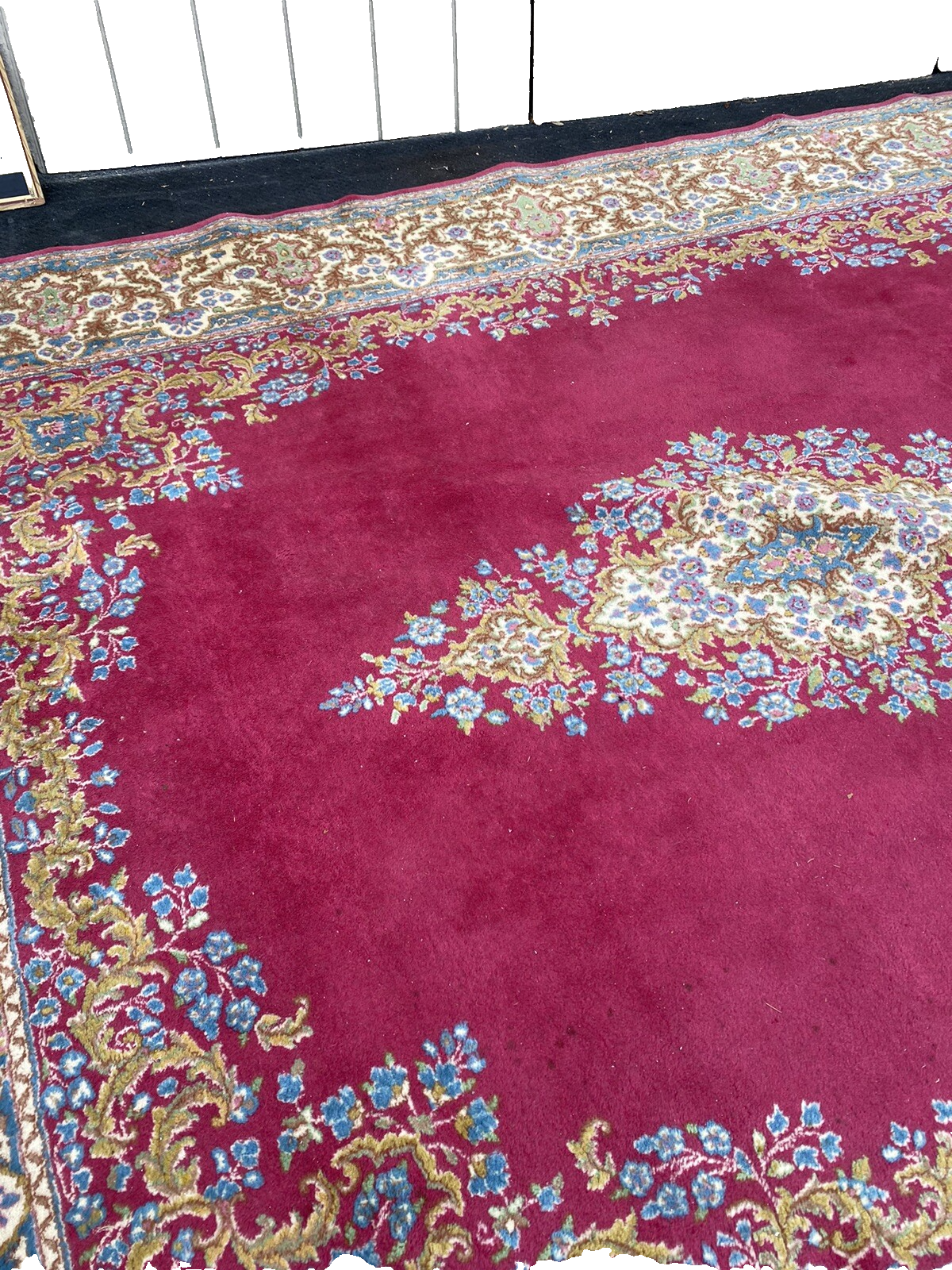 RUG 23:   Hand Woven   Oriental Carpet Rug Kirman   Size  8' 9" x 12 '