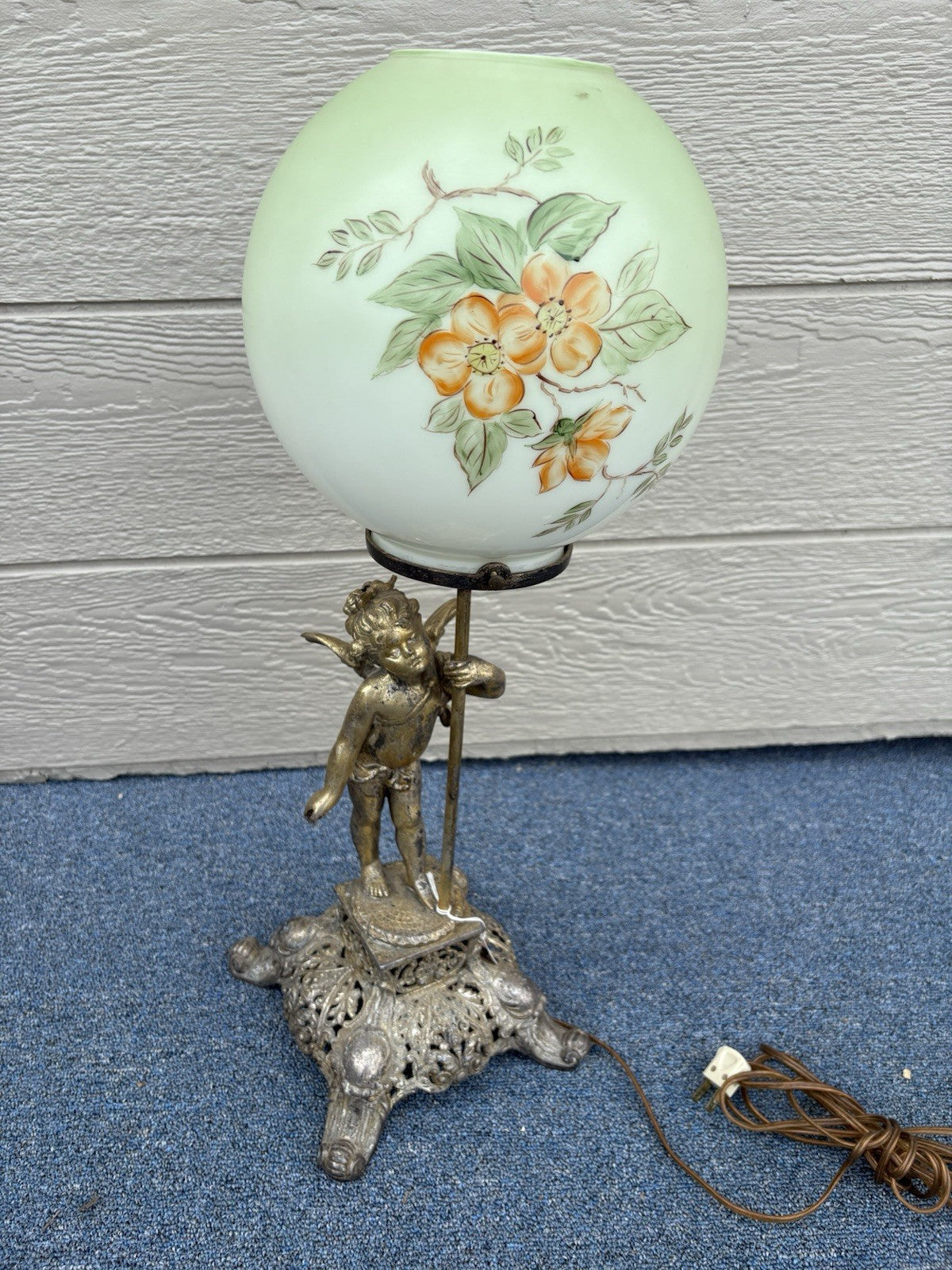 67003 Cherub Table Lamp with Glass Globe