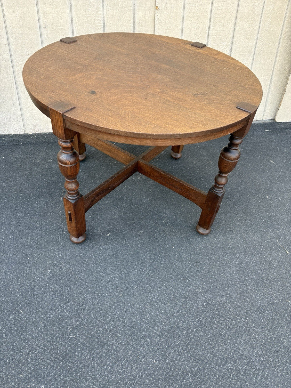 66884 QUAINT Stickley Round Dining Table Foyer Stand