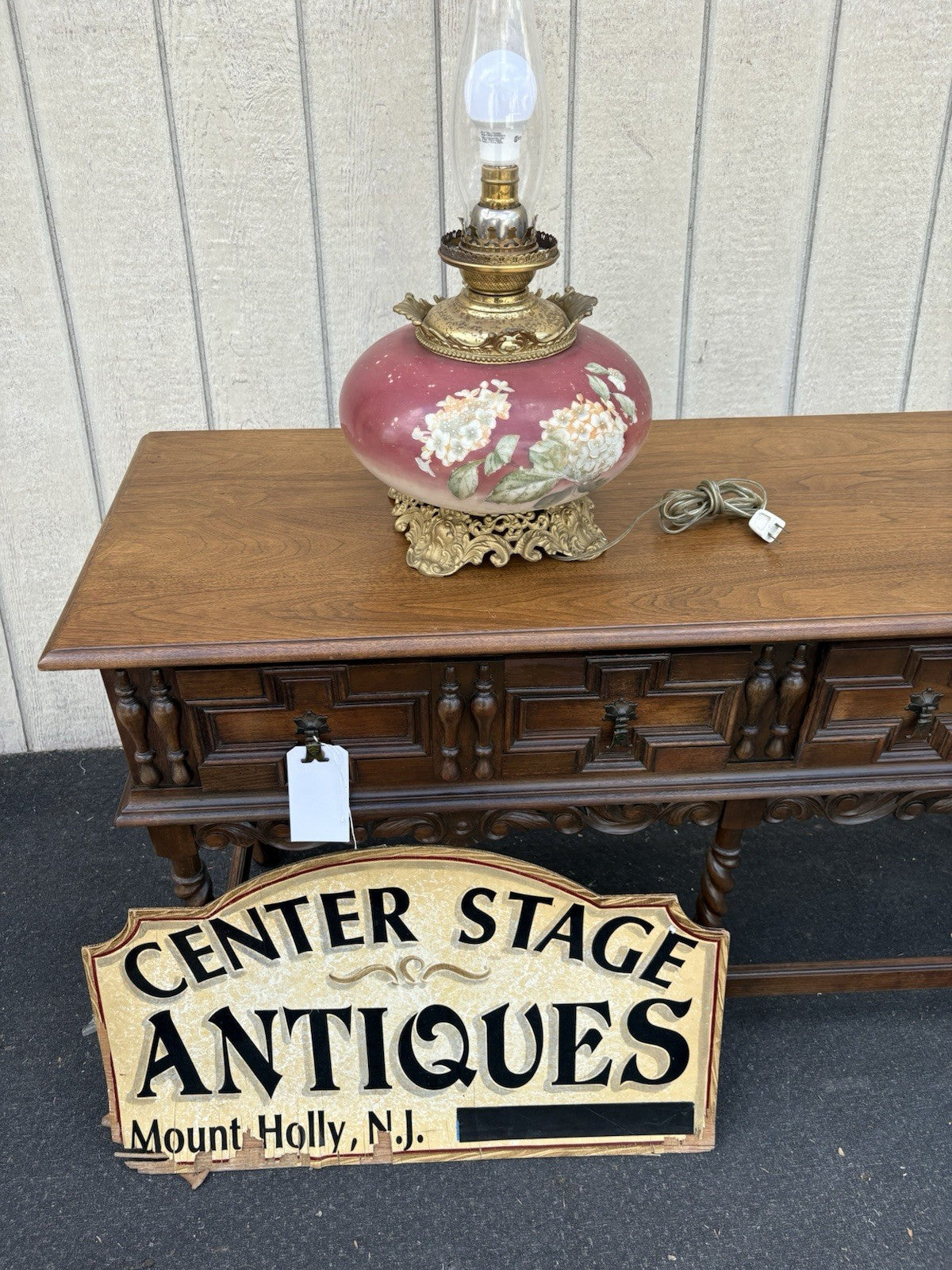 66594  Antique Gone With The Wind Electrified Oil Lamp