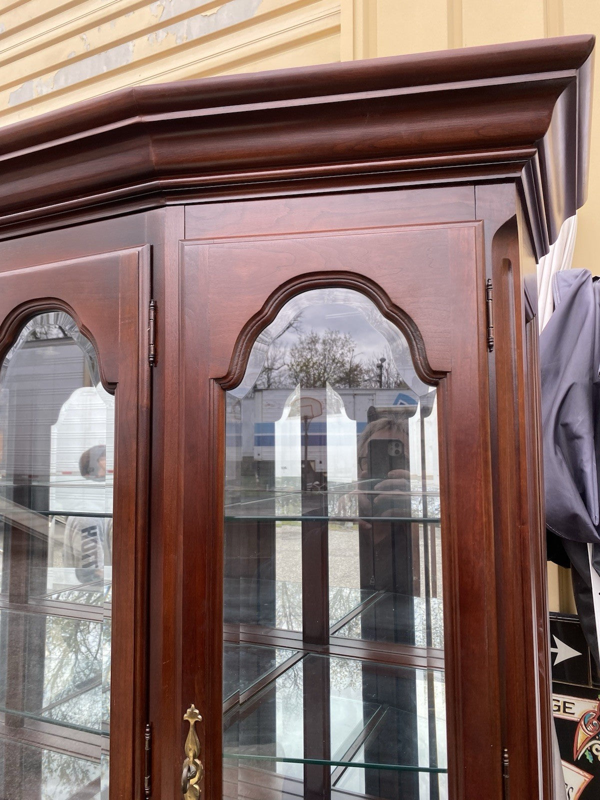 66603   Cherry SUMTER Furniture  2 pc. China Cabinet Curio Breakfront