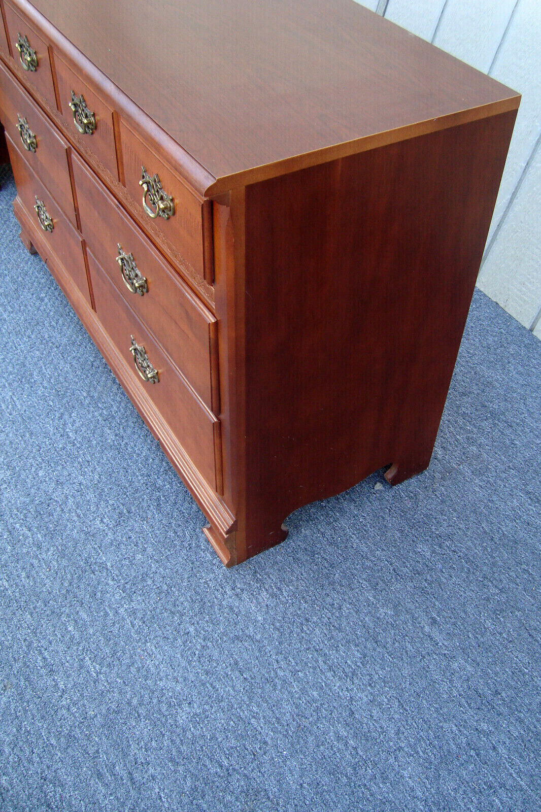62258    Stanley Cherry  Dresser with Mirror