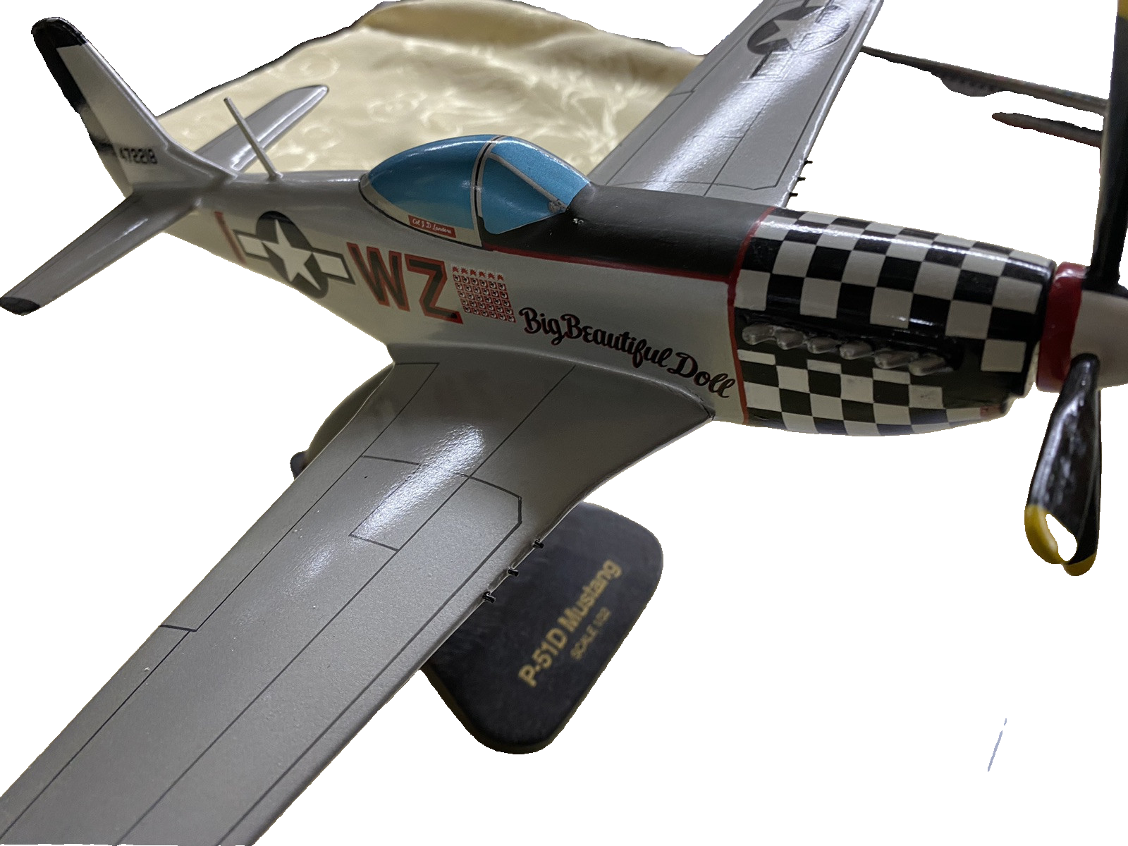 ES 221:  PS -51 D Mustang  Airplane  Scale 1/32 Big Beautiful Doll   14 1/2 Wing