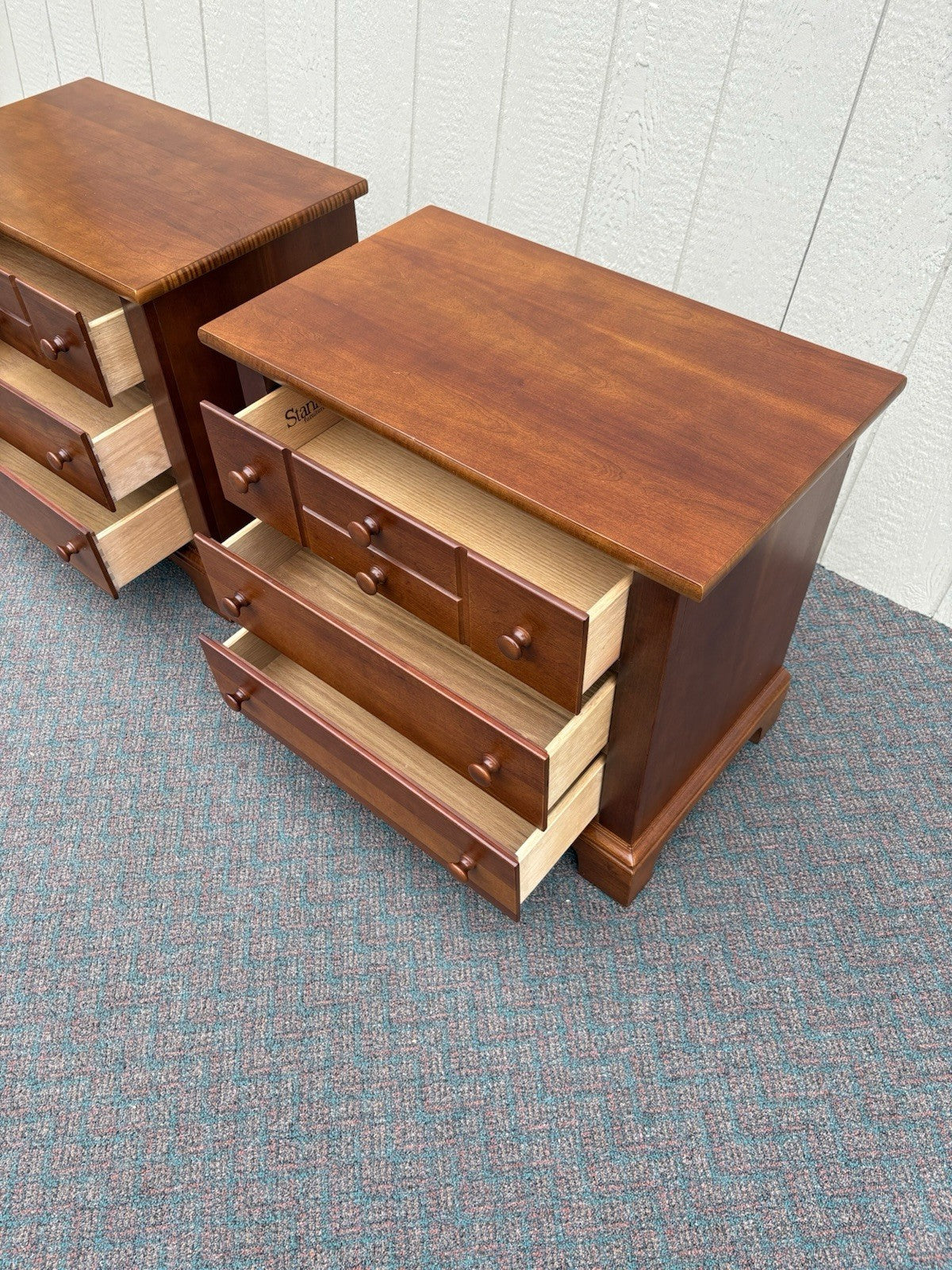 67190 Pair Stanley Furniture Cherry Nightstand End Table s