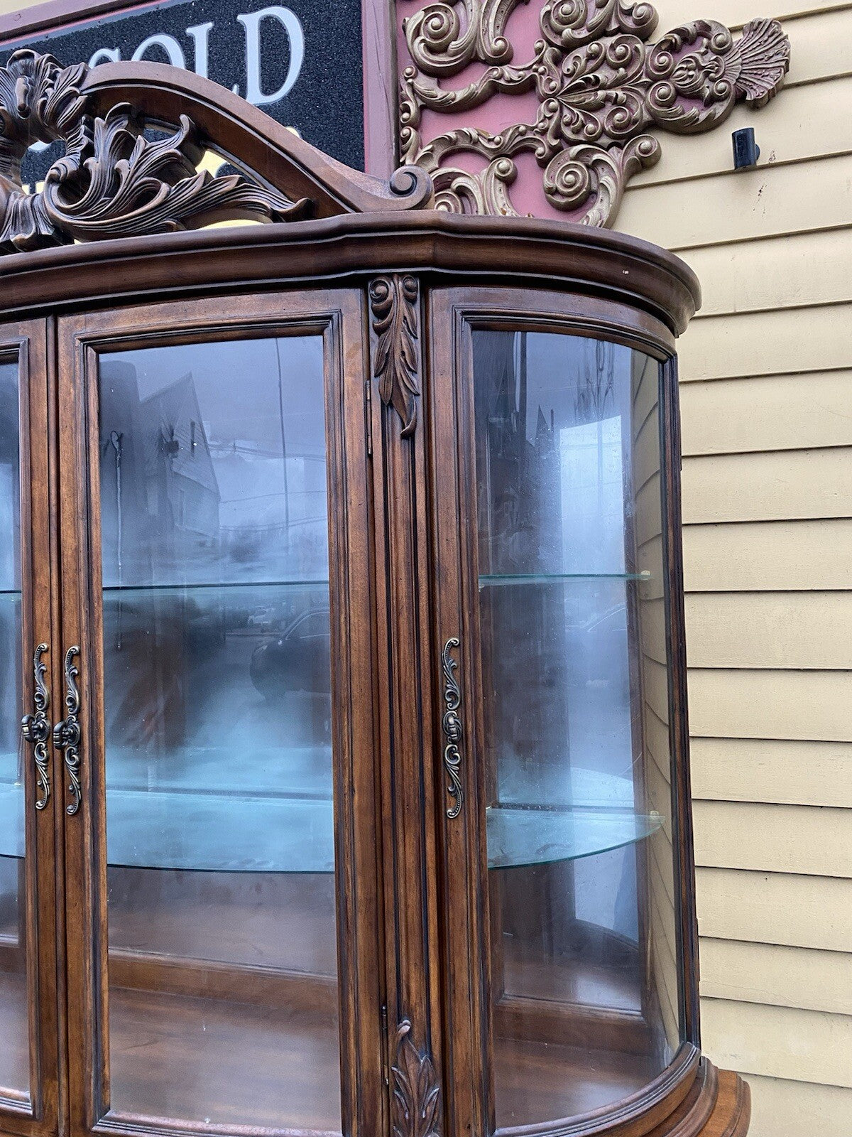 66397  Large Bow Glass PULASKI 2 Piece Curio Cabinet