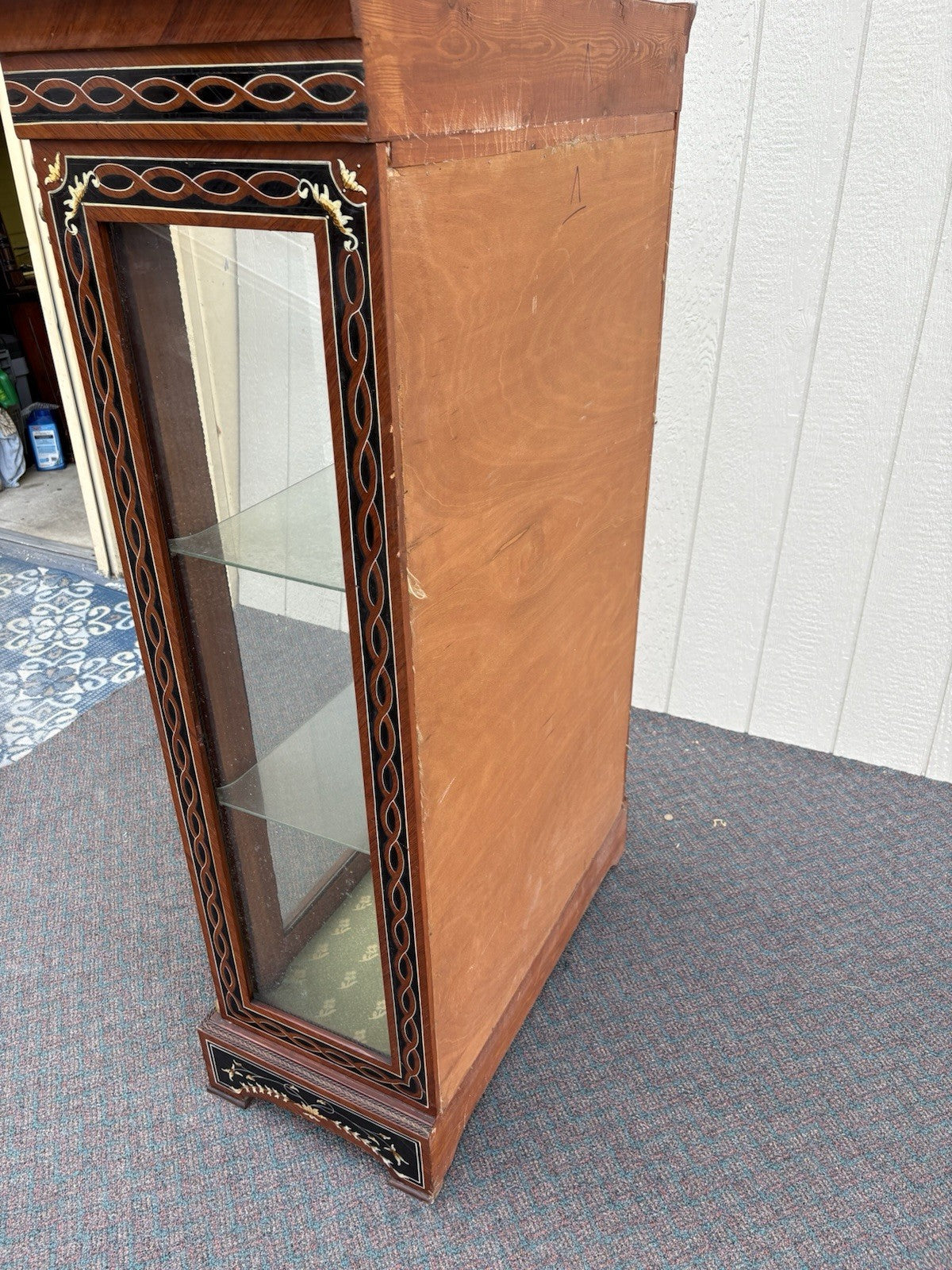 66959 Louis XV Curio China Cabinet with Bronze Ormalu