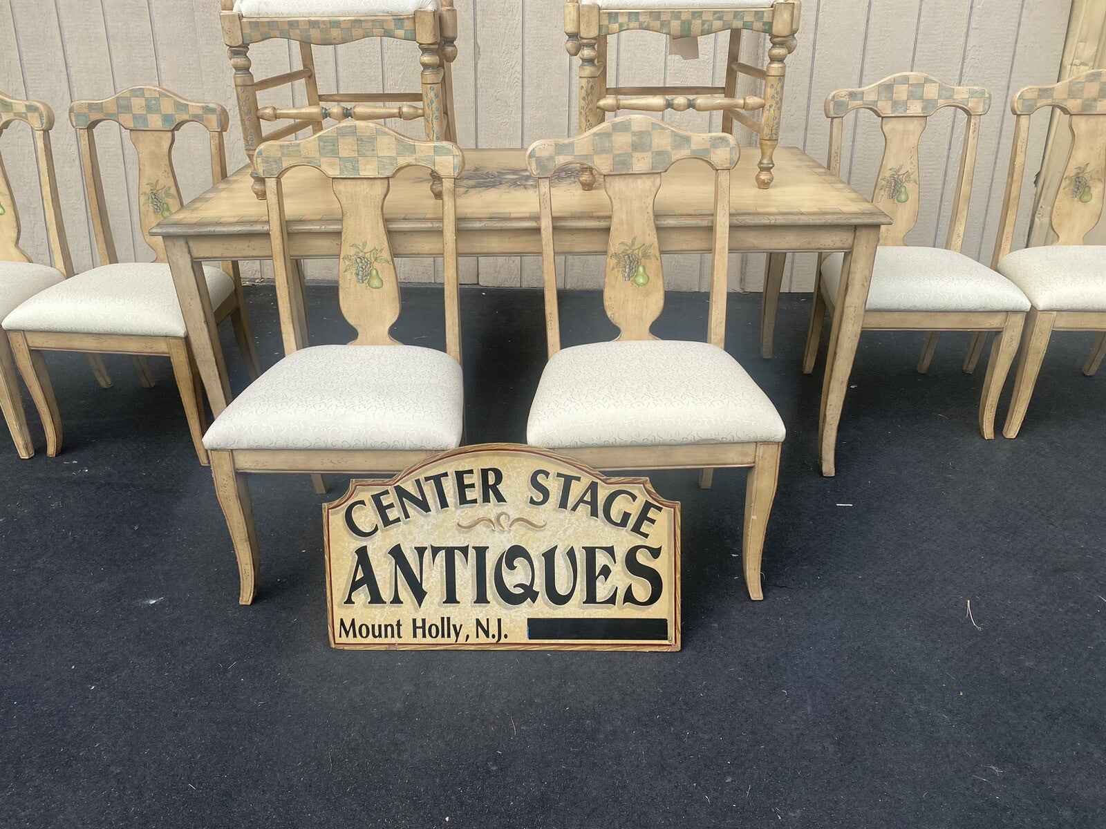 64717 Decorator PULASKI Furniture  Dining Table with 8 Chairs