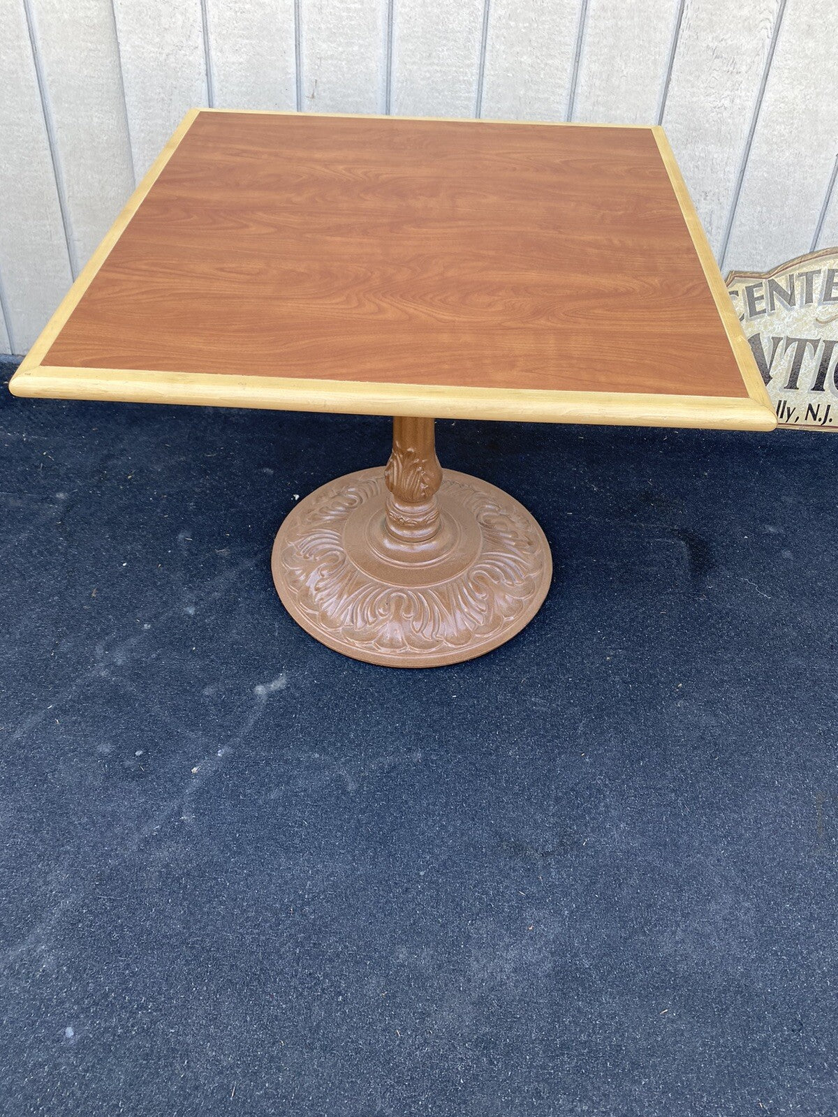 65315   Modern Cast Iron Dining Table Ice Cream Parlor Table