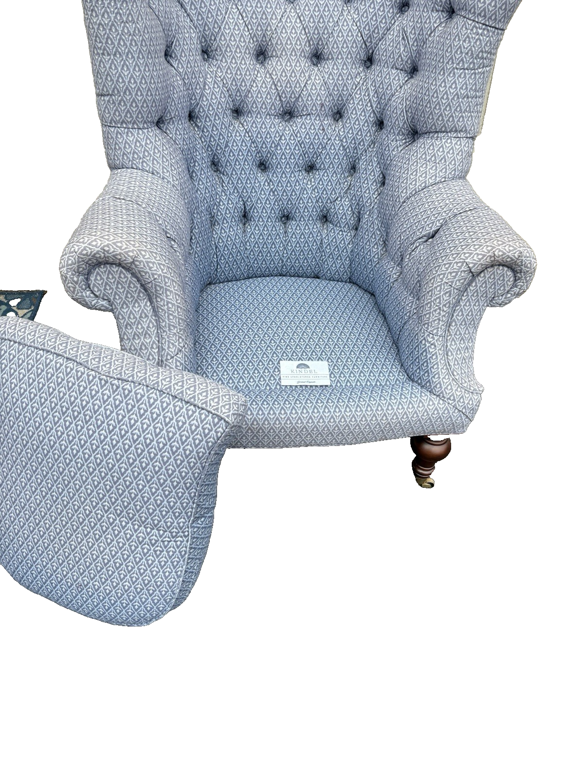 66823  KINDEL Furniture Large  Quality Wing Chair
