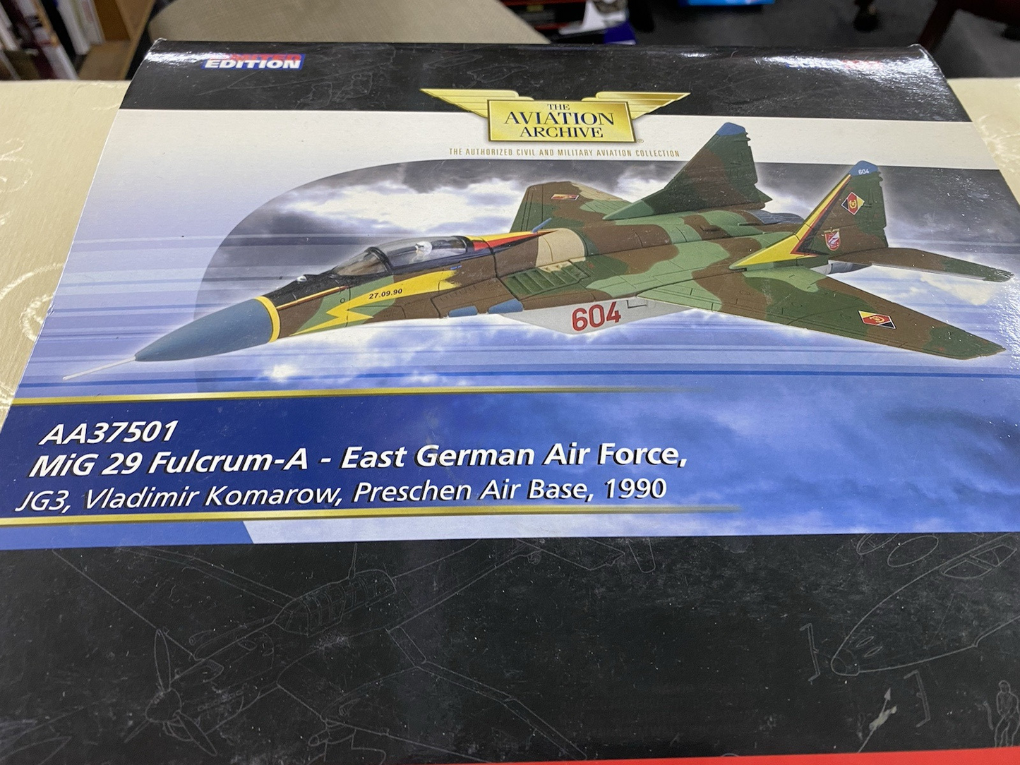 ES 209 Corigi Diecast Limited edition AA37501 Mig 29 Fulcrum  Airplane Plane