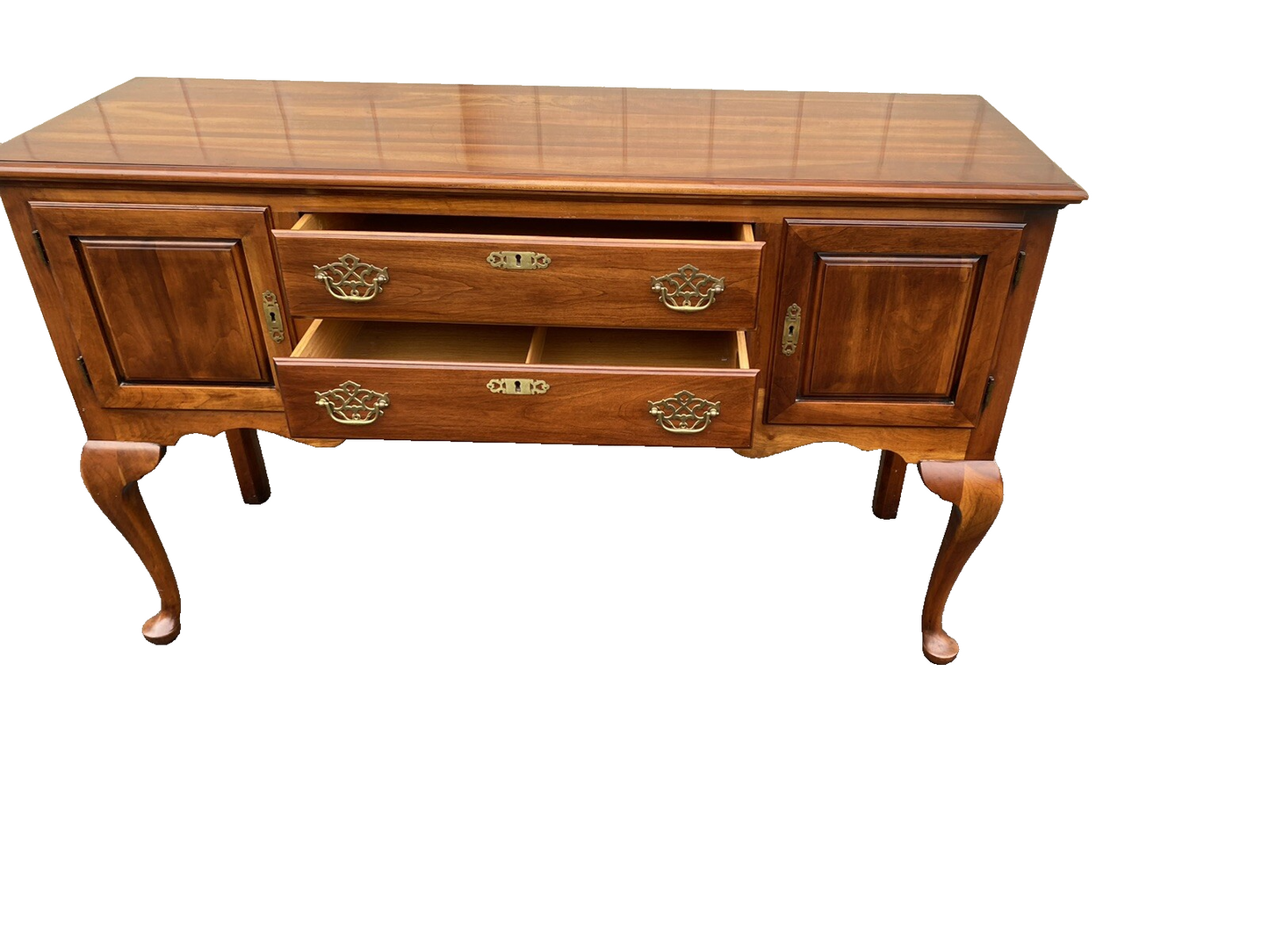 65955   STATTON Centenial  Furniture Solid Cherry Buffet Sideboard Server
