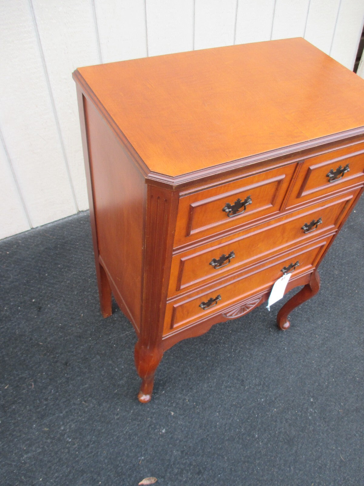 63926    Nightstand End Table Stand