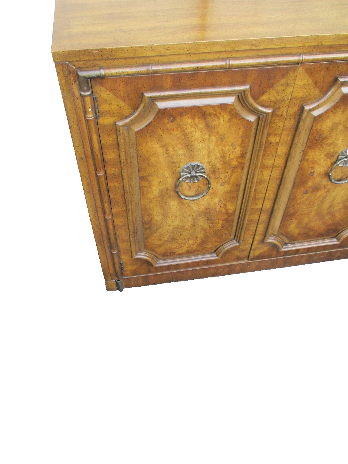64135   Weiman Cabinet Chest Server