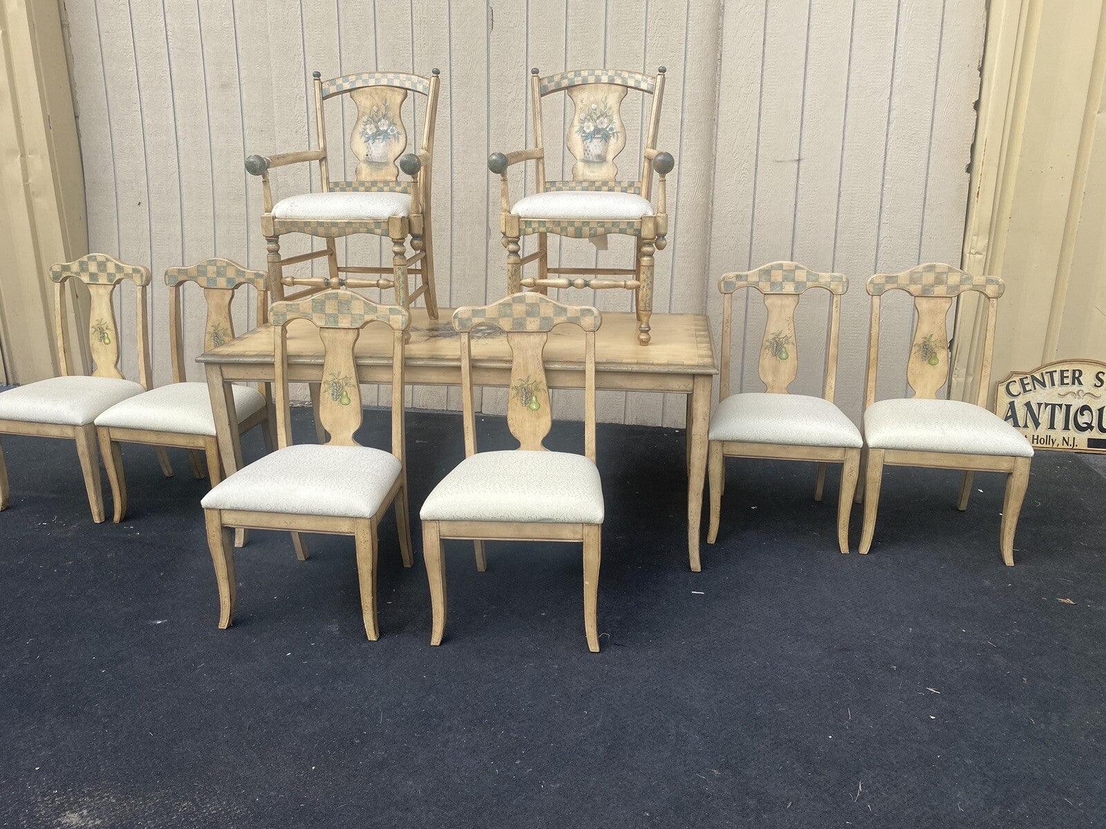 64717 Decorator PULASKI Furniture  Dining Table with 8 Chairs