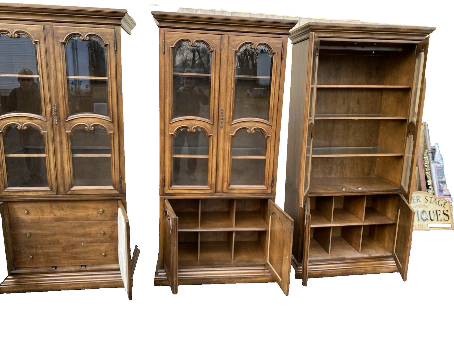 66198 BERNHARDT HIBRITEN  3 Section Wall Unit Bookcase Curio Cabinet