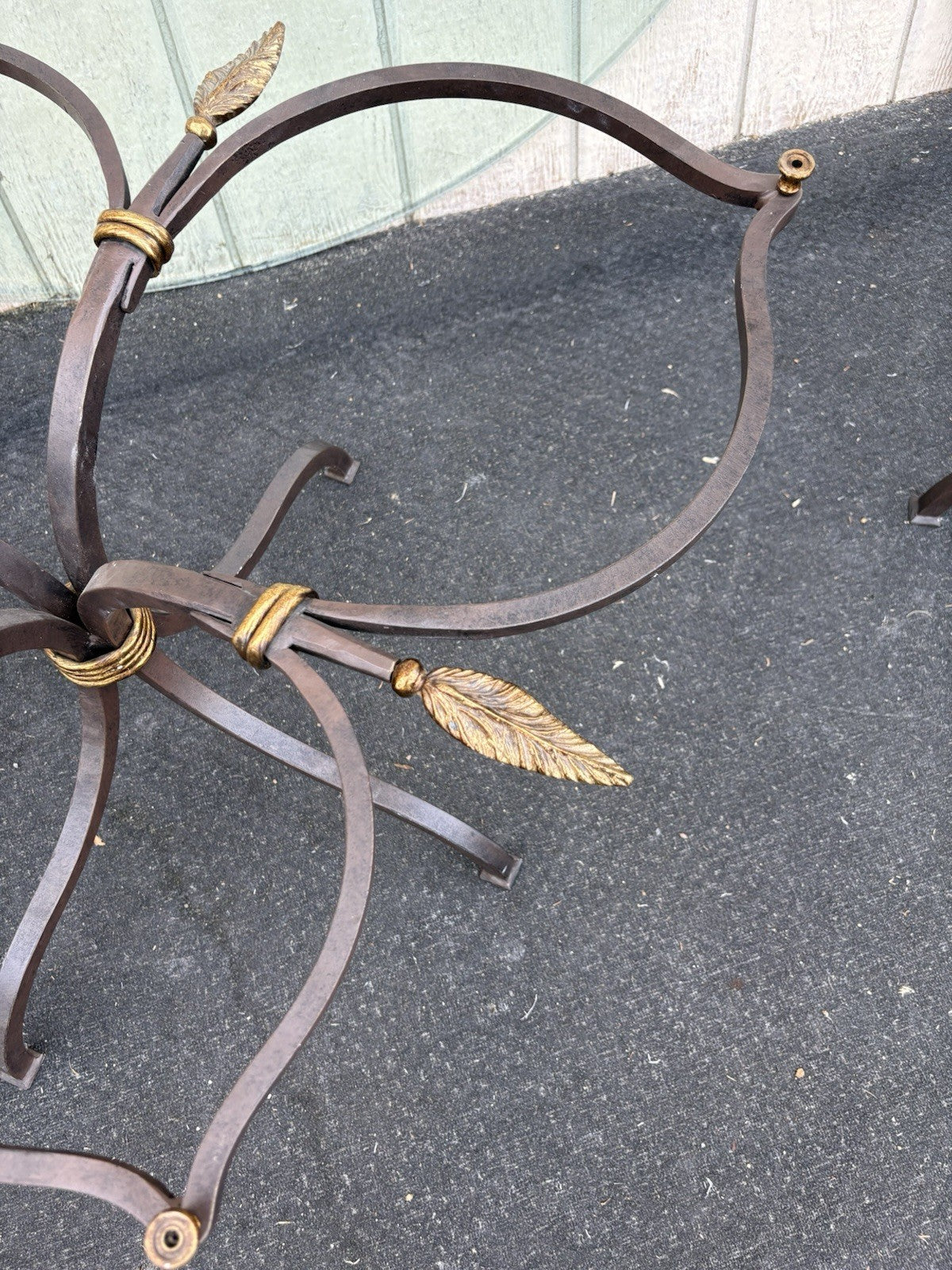 66754   Modern Iron and Glass Coffee Table QUALITY Made