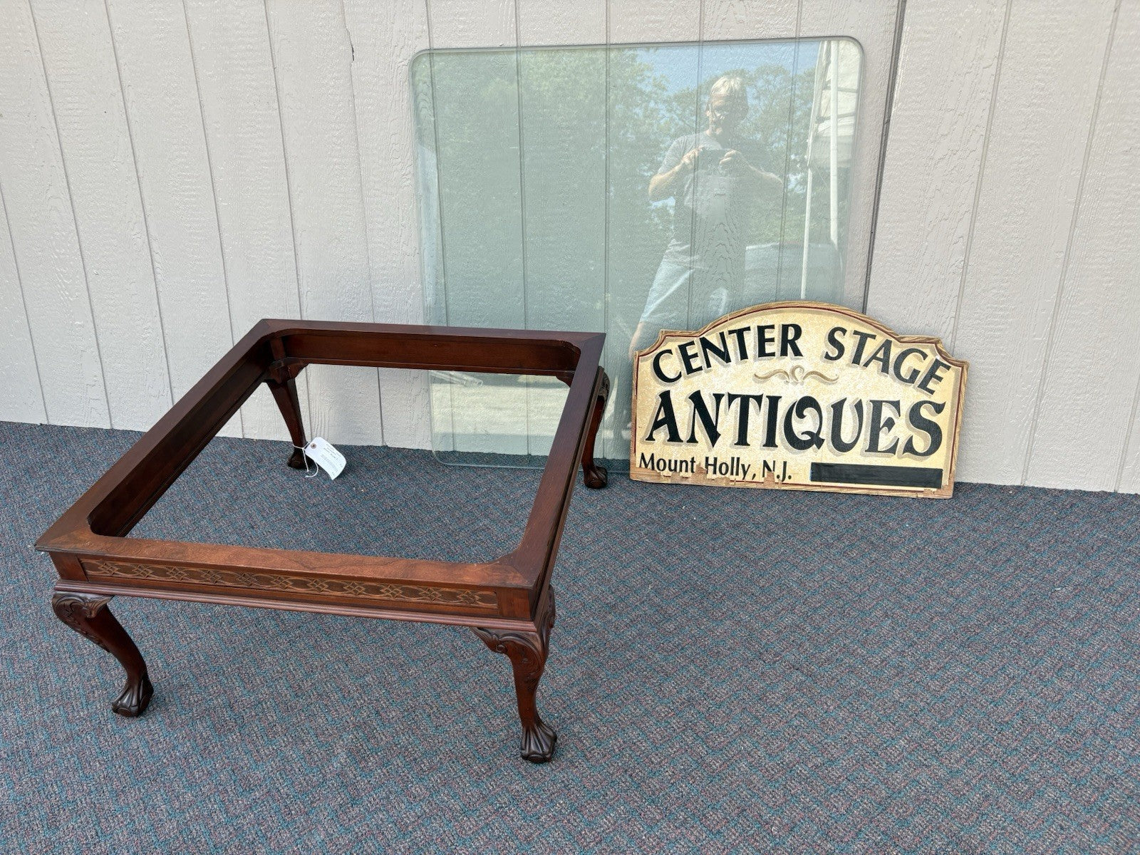 63903 Solid Mahogany Chippendale Glass Top Coffee Table Stand