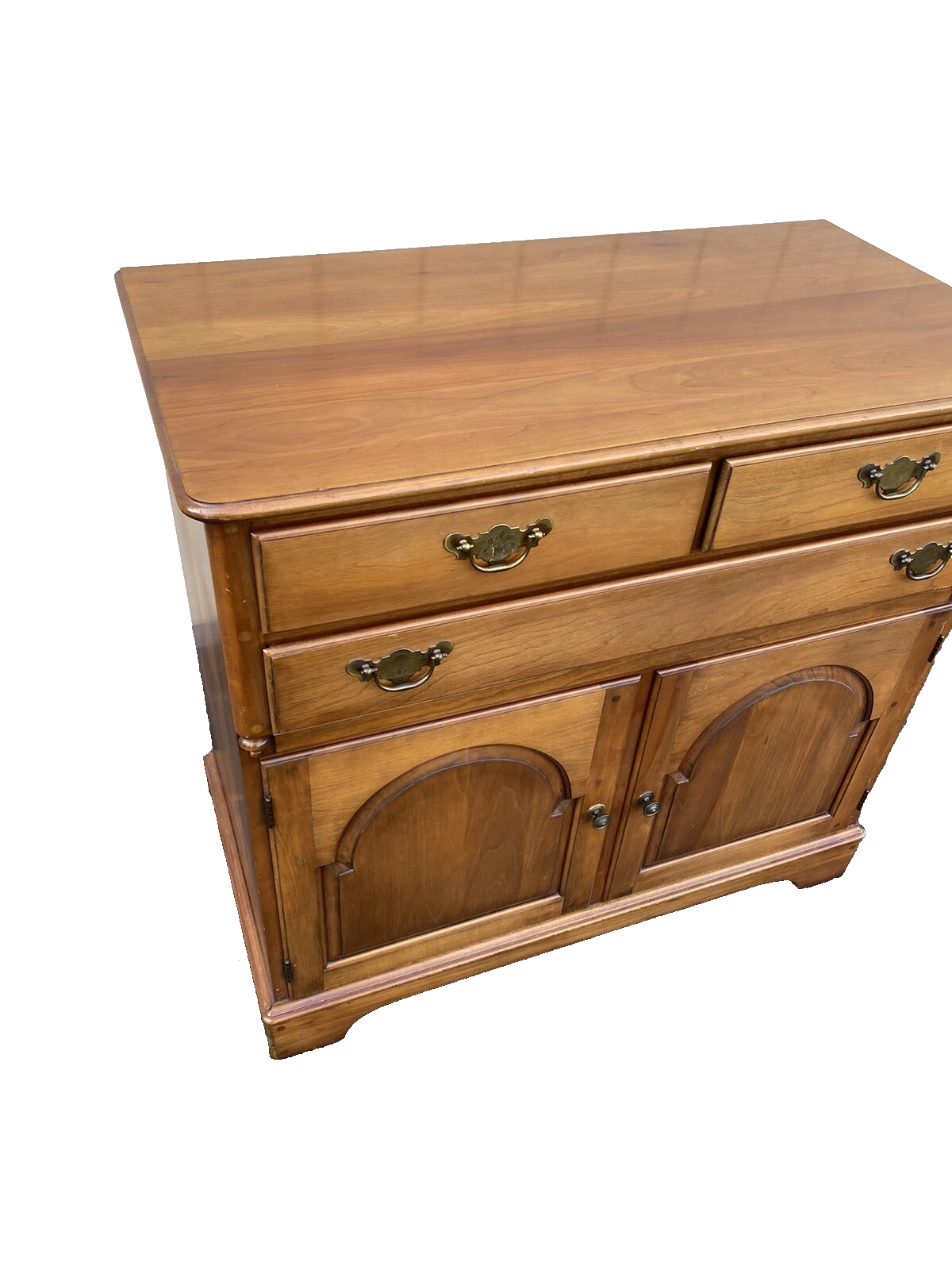 66132    Cherry Pennsylvania House Server Sideboard Cabinet