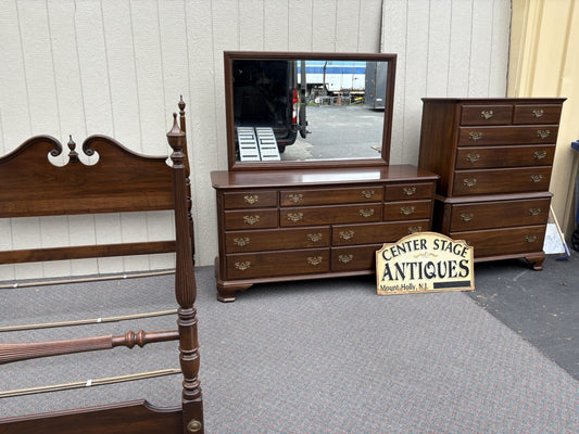 67117 ETHAN ALLEN Bedroom Set High Chest Dresser w/ Mirror and Queen Poster Bed