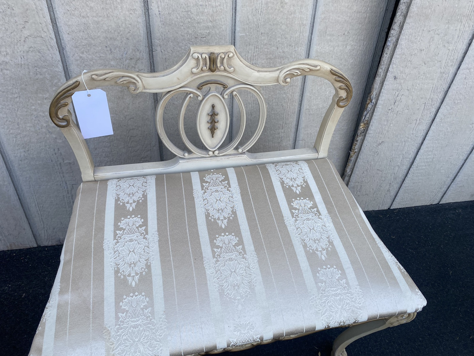 66296 Decorator White Vanity Bench Stool