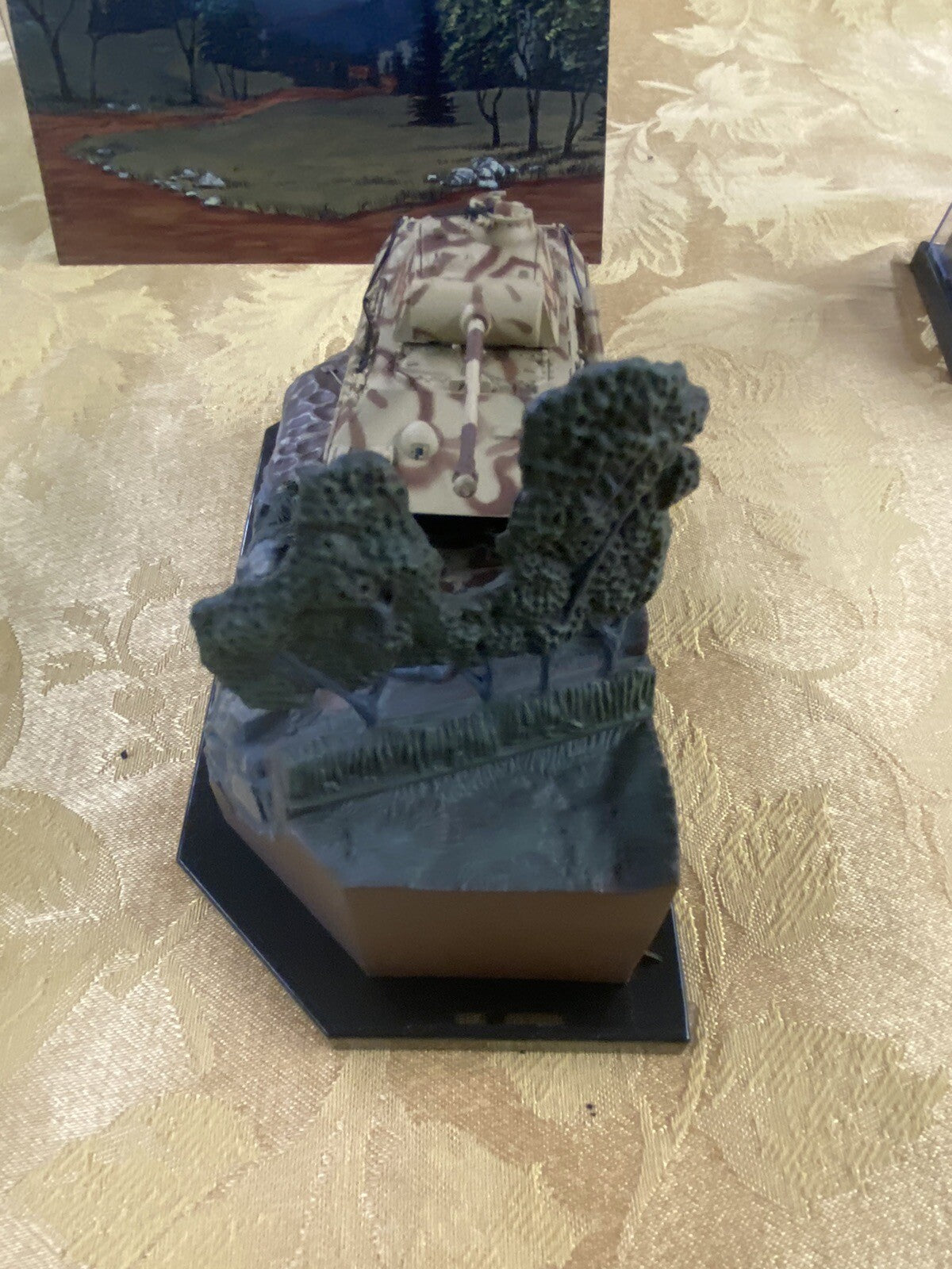 ES 49 :     2 Matchbox  FOREST CROSSING PANTHER  AND TYPE A  Military Tanks