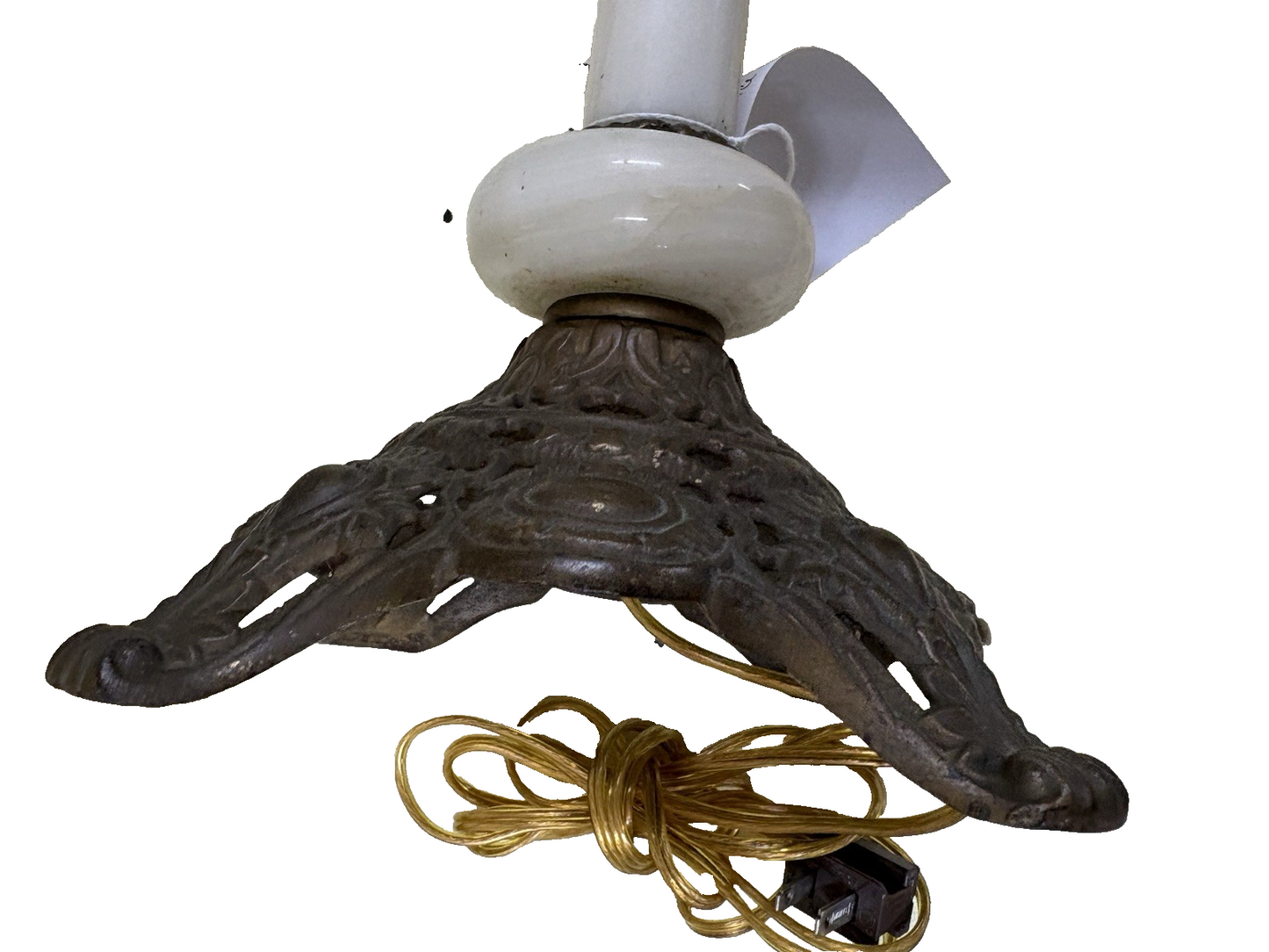 64951 Antique Victorian Oil Lamp with glass globe