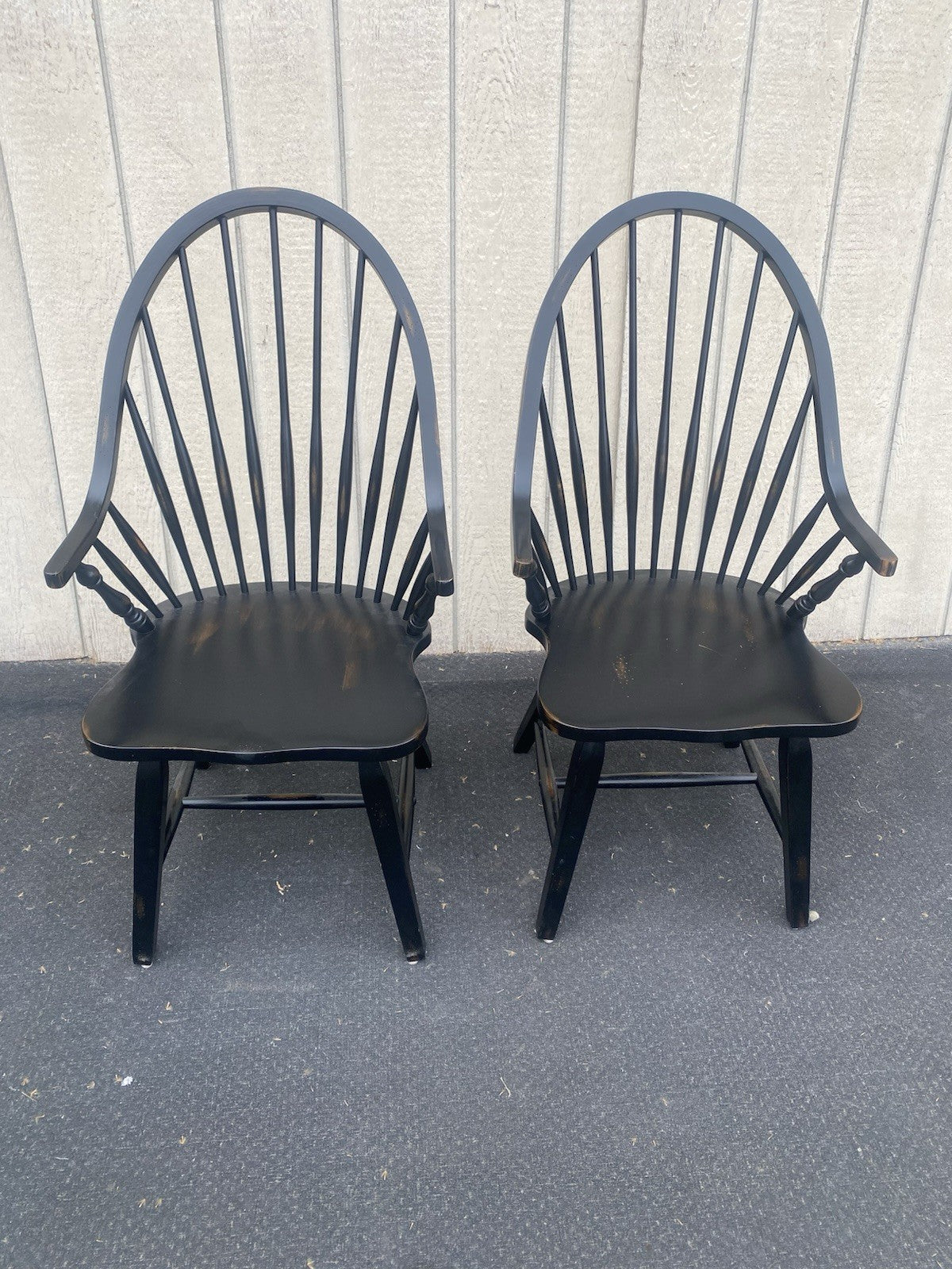 66522 Pair Quality Windsor Dining Chairs Chair s