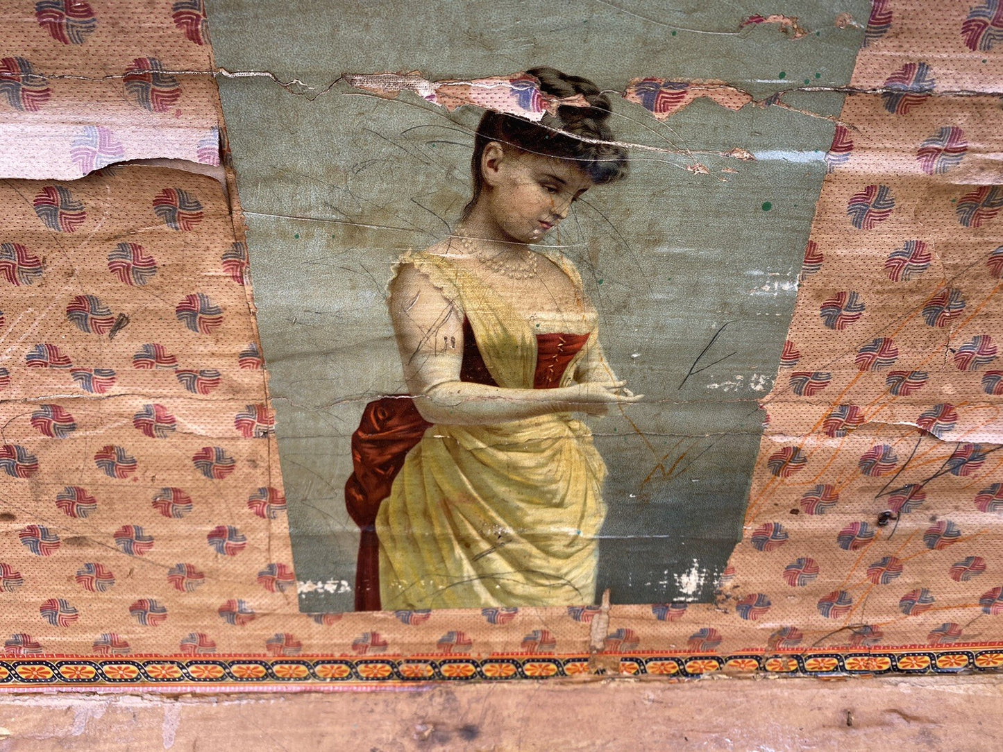 66220 Antique Dome Top Trunk Blanket Chest Storage Chest