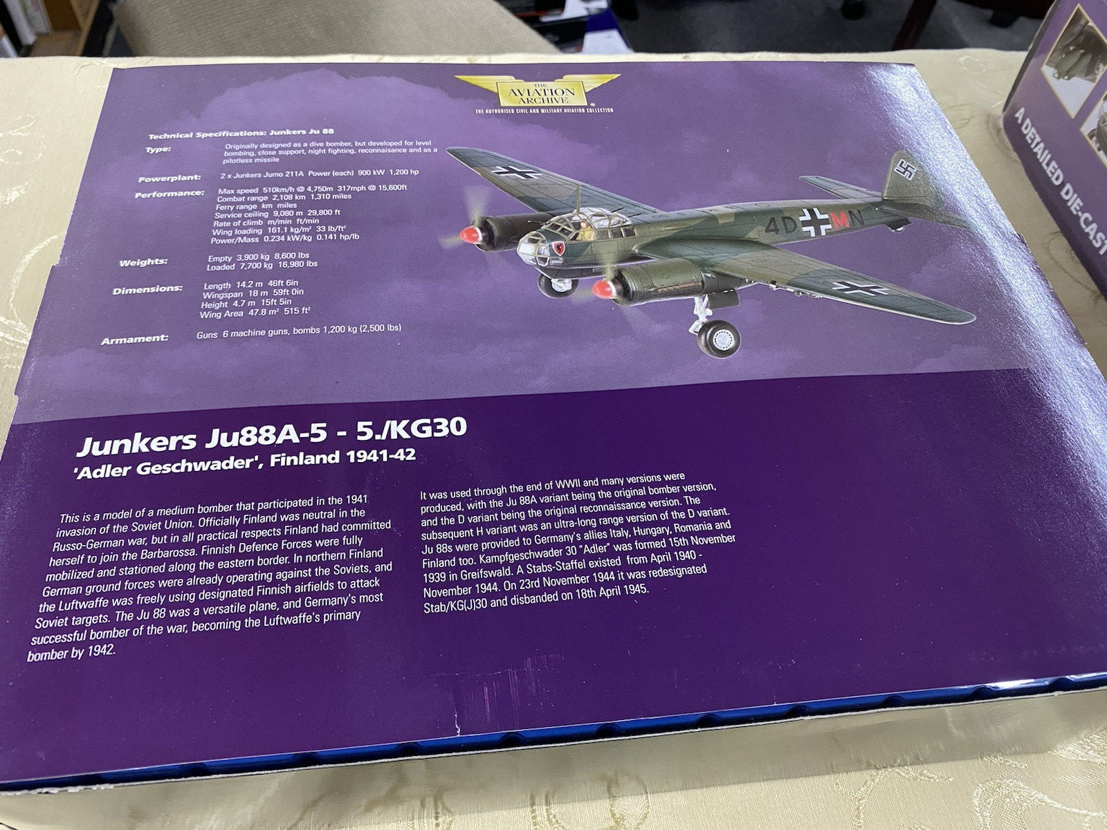 ES 207 Corgi Aviation Diecast Limited Edition  Junkers Airplane Plane