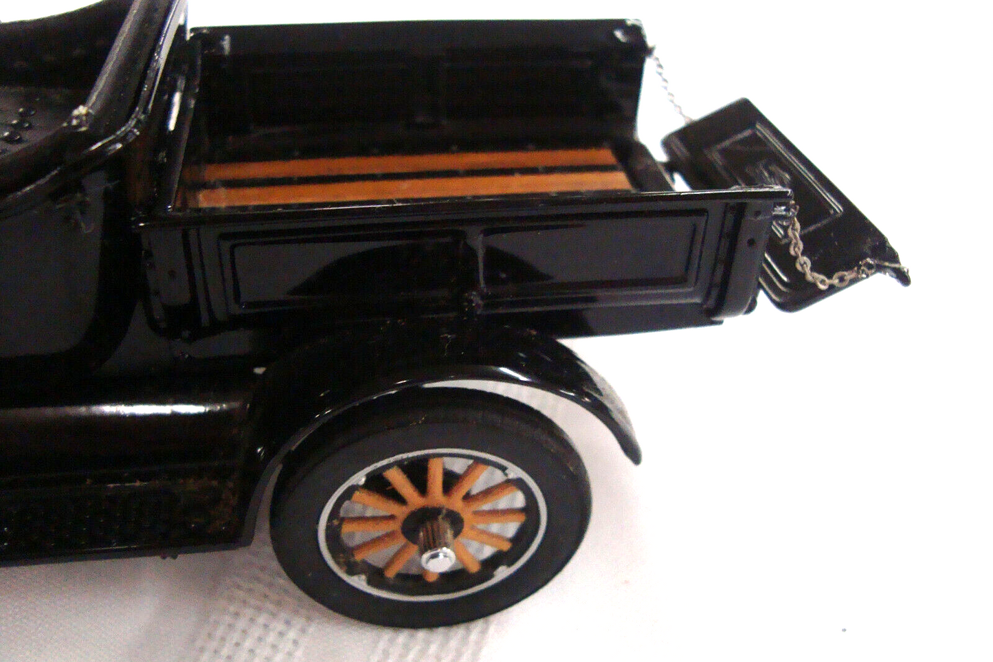 ES51     Danbury Mint DieCast Metal 1925 FORD MODEL T Truck Toy Car Vehicle