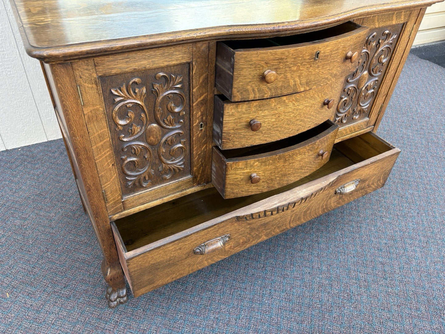 67012 Antique Victorian Oak Lion Head Buffet Sideboard Cabinet