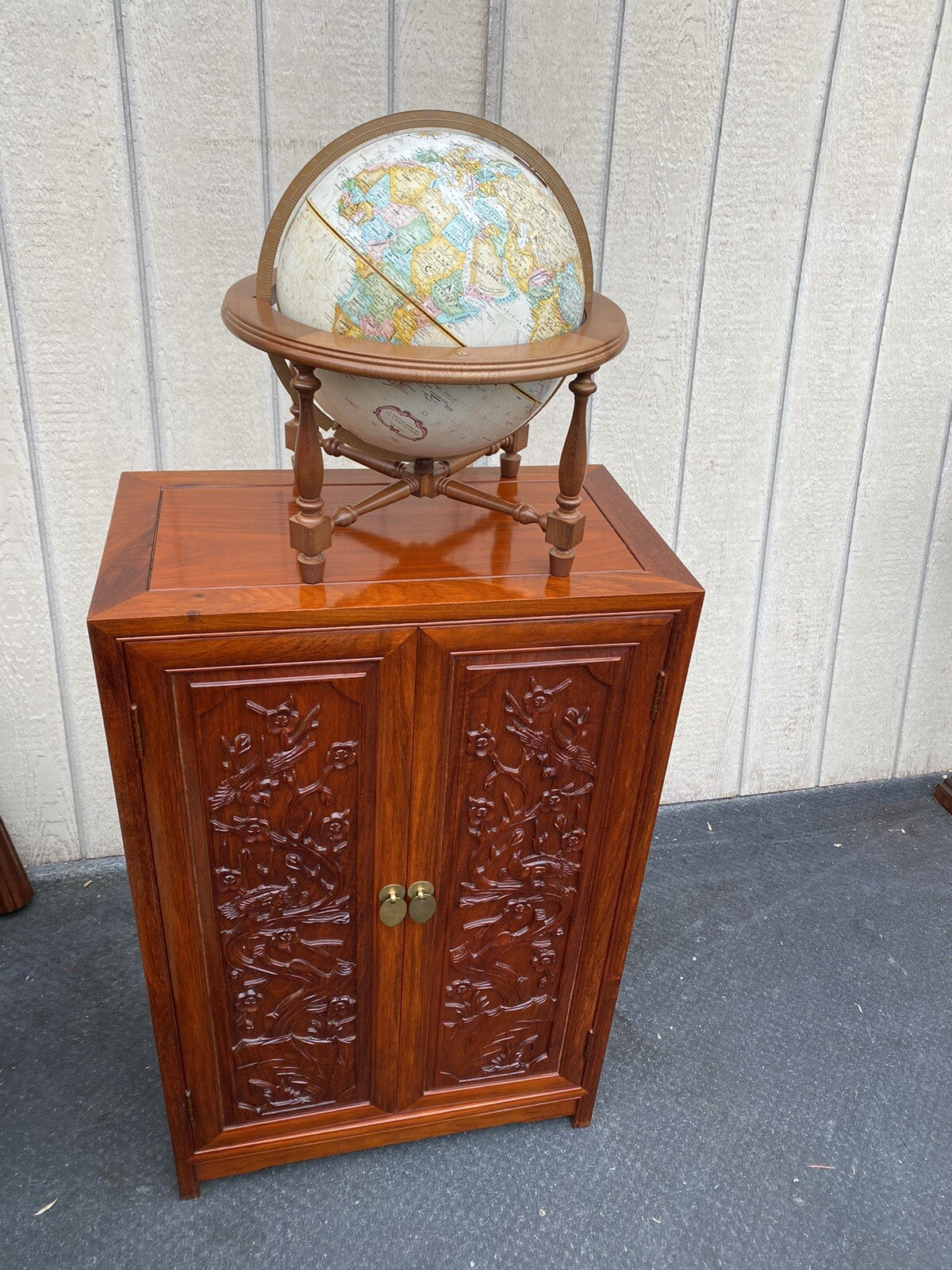 65193 REPLOGLE Table Top World Globe Atlas