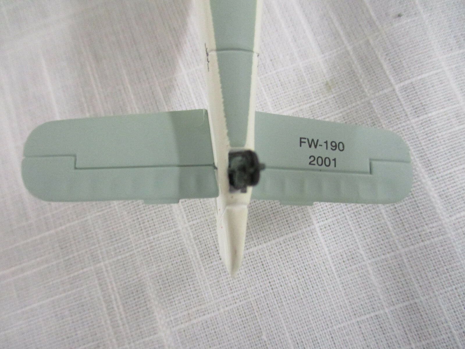 ES102 Franklin Mint Armour Collection FW190 FOCKE WULF (Grunherz White 9)  + BOX