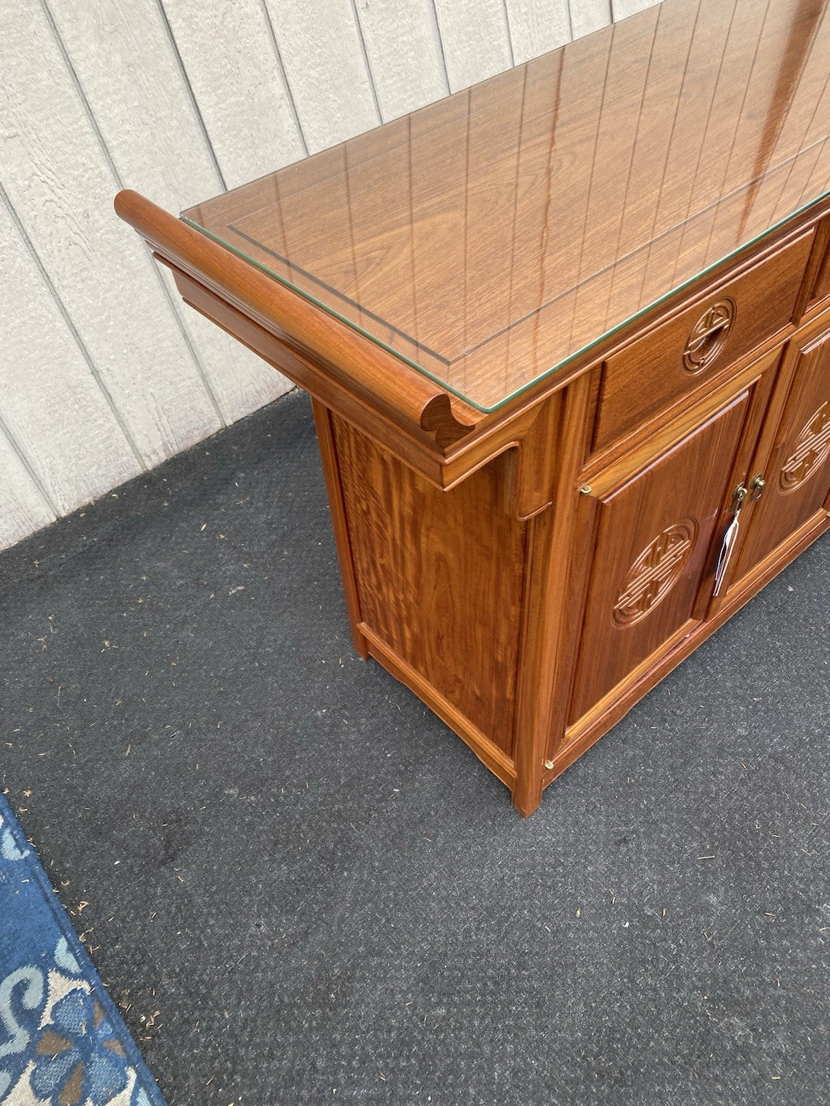 65443    Oriental Sideboard Server Cabinet