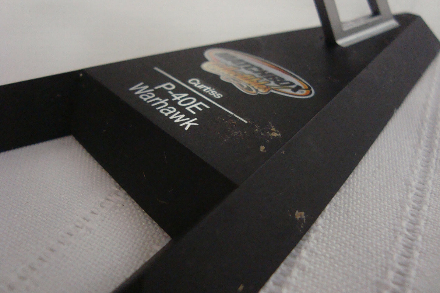 ES39 MATCHBOX Collectables WWII Curiss P-40E Warhawk "Aleutian Tigers"