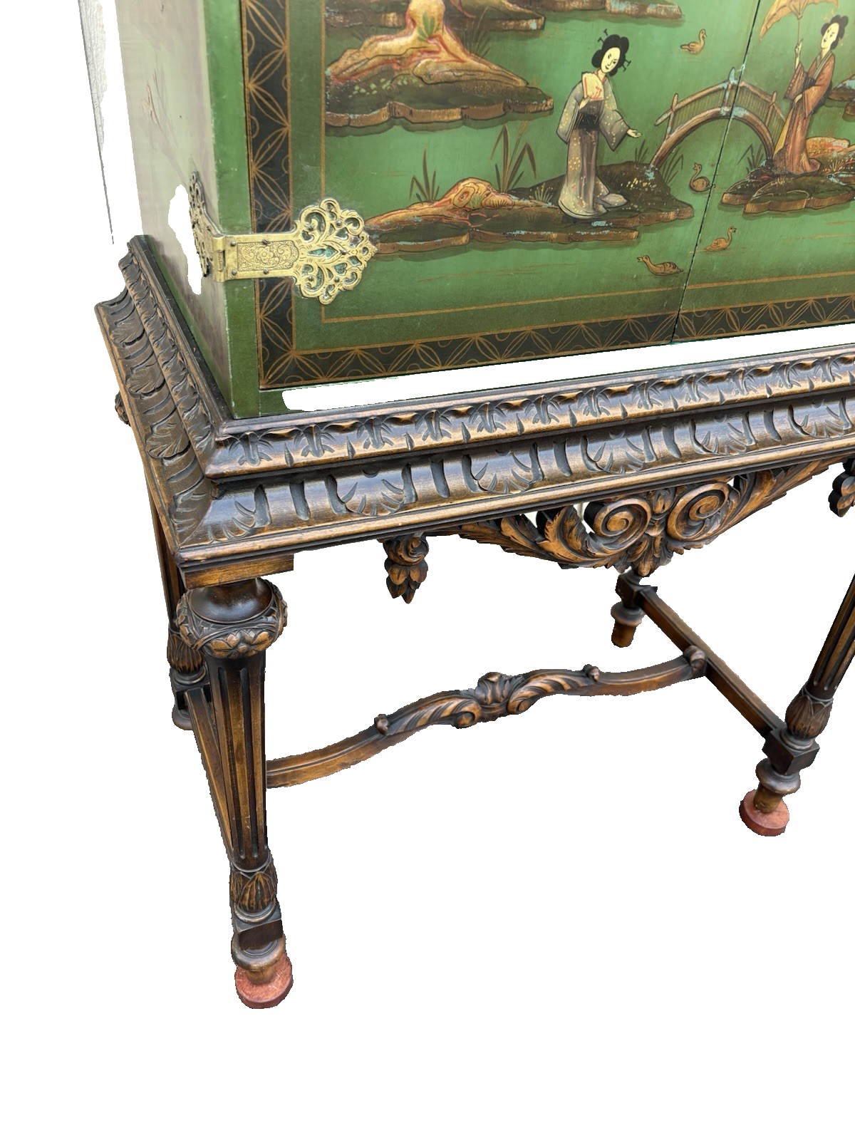 66912  Oriental Liquor Cabinet Bar Storage China Cabinet