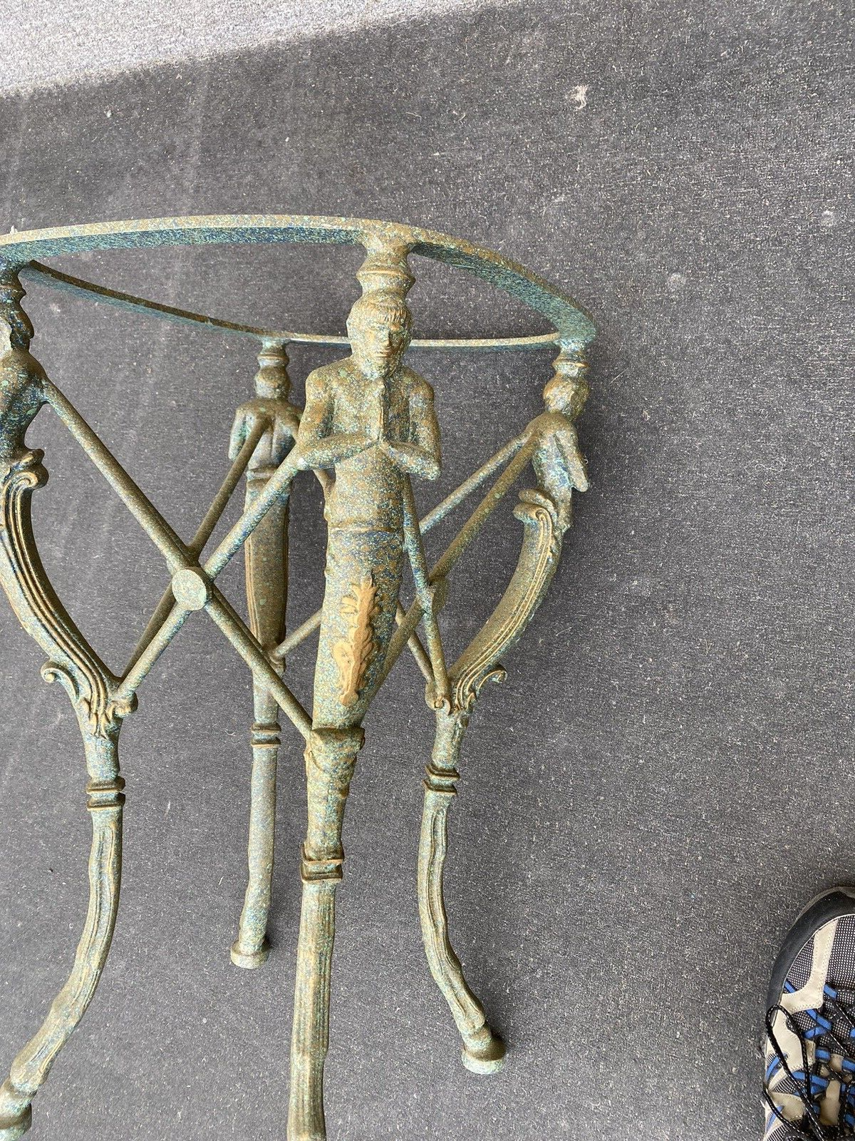 66046 Oriental Figural Metal Table Stand with Marble Top