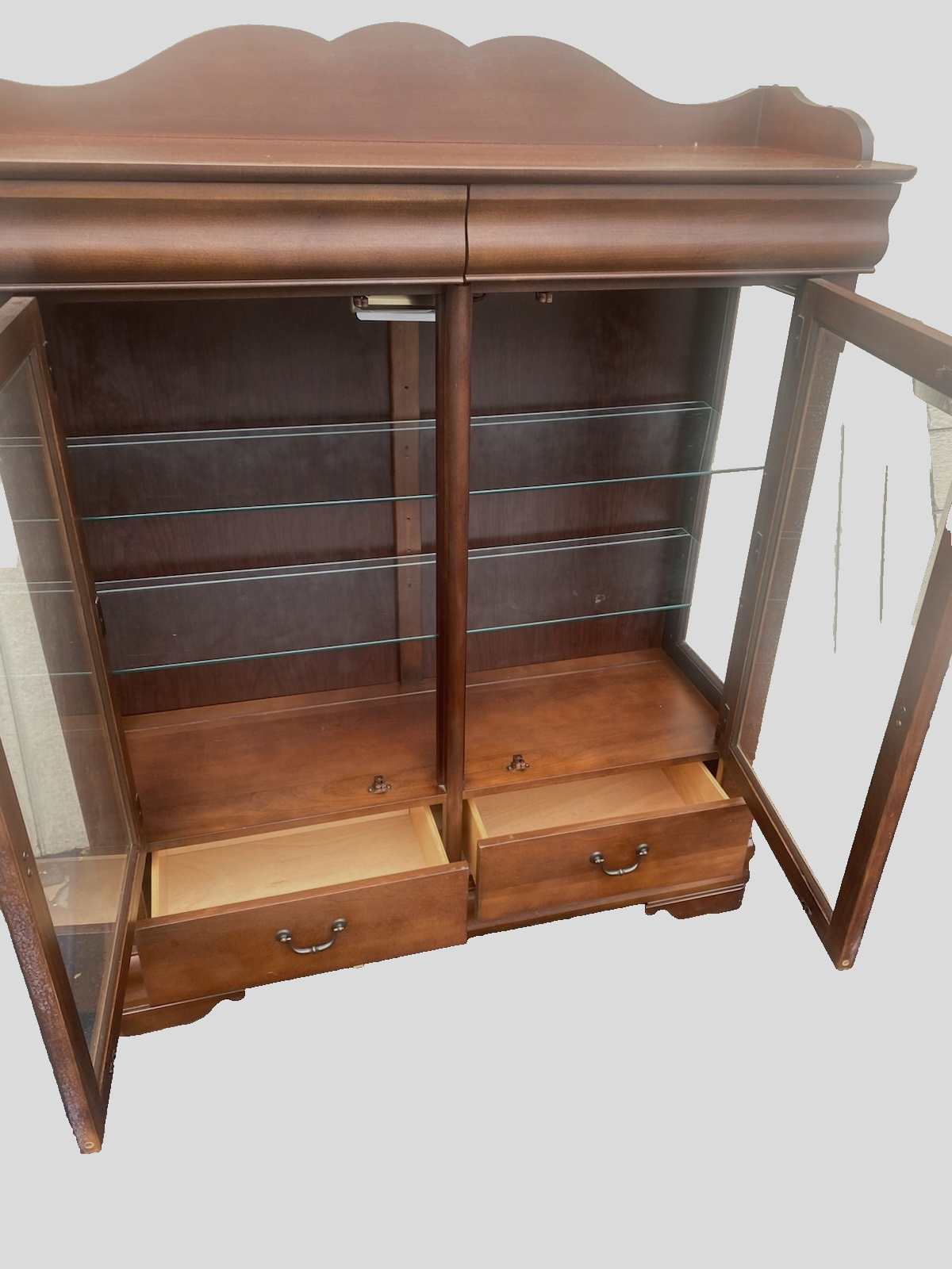 66547 BROYHILL China Cabinet Curio w/ 4 Drawers and Plate Glass Shelves