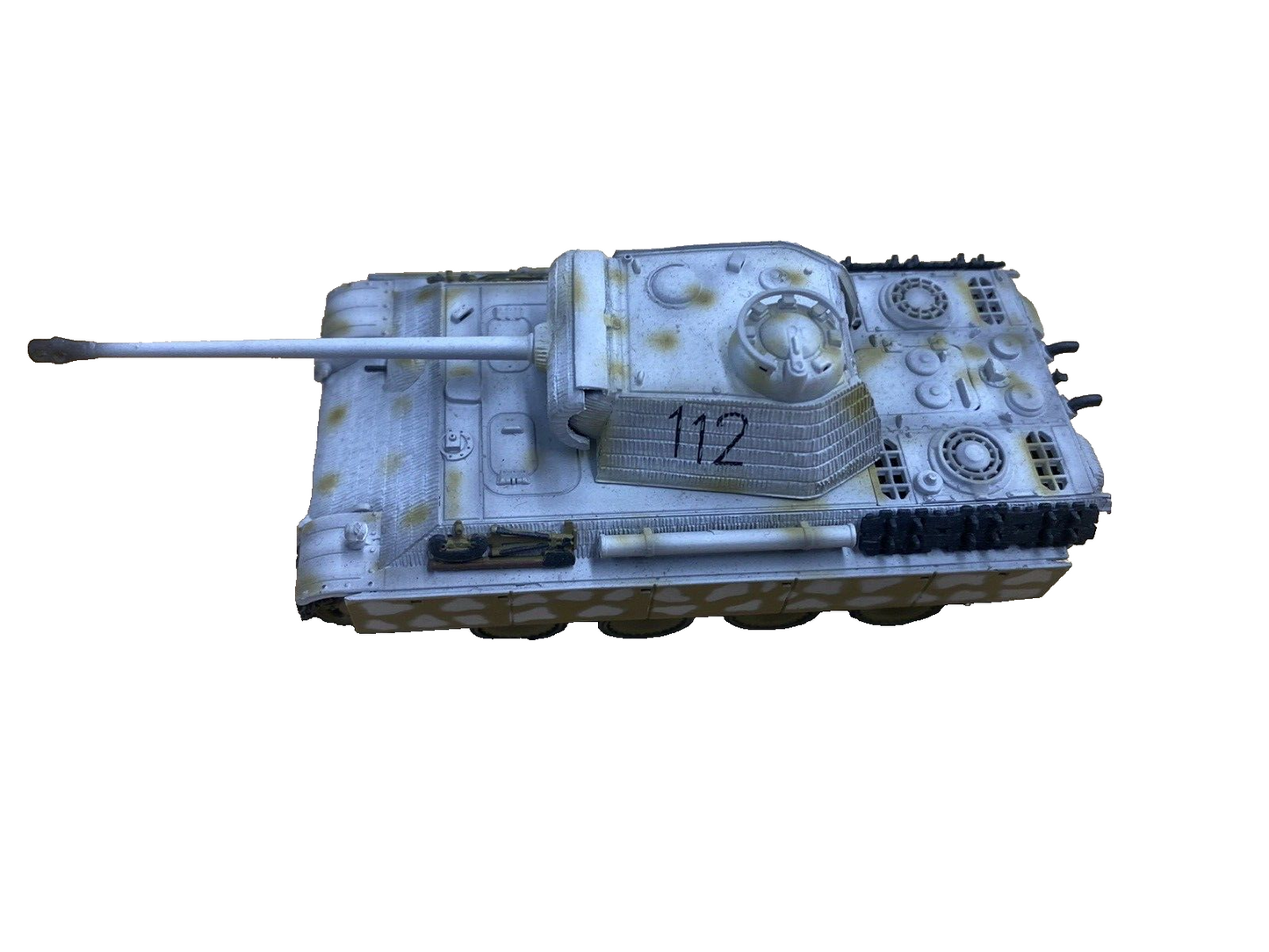 ES 54: Grouping of 7 Military Vehicles  Tanks    3 3/4" to 4" long