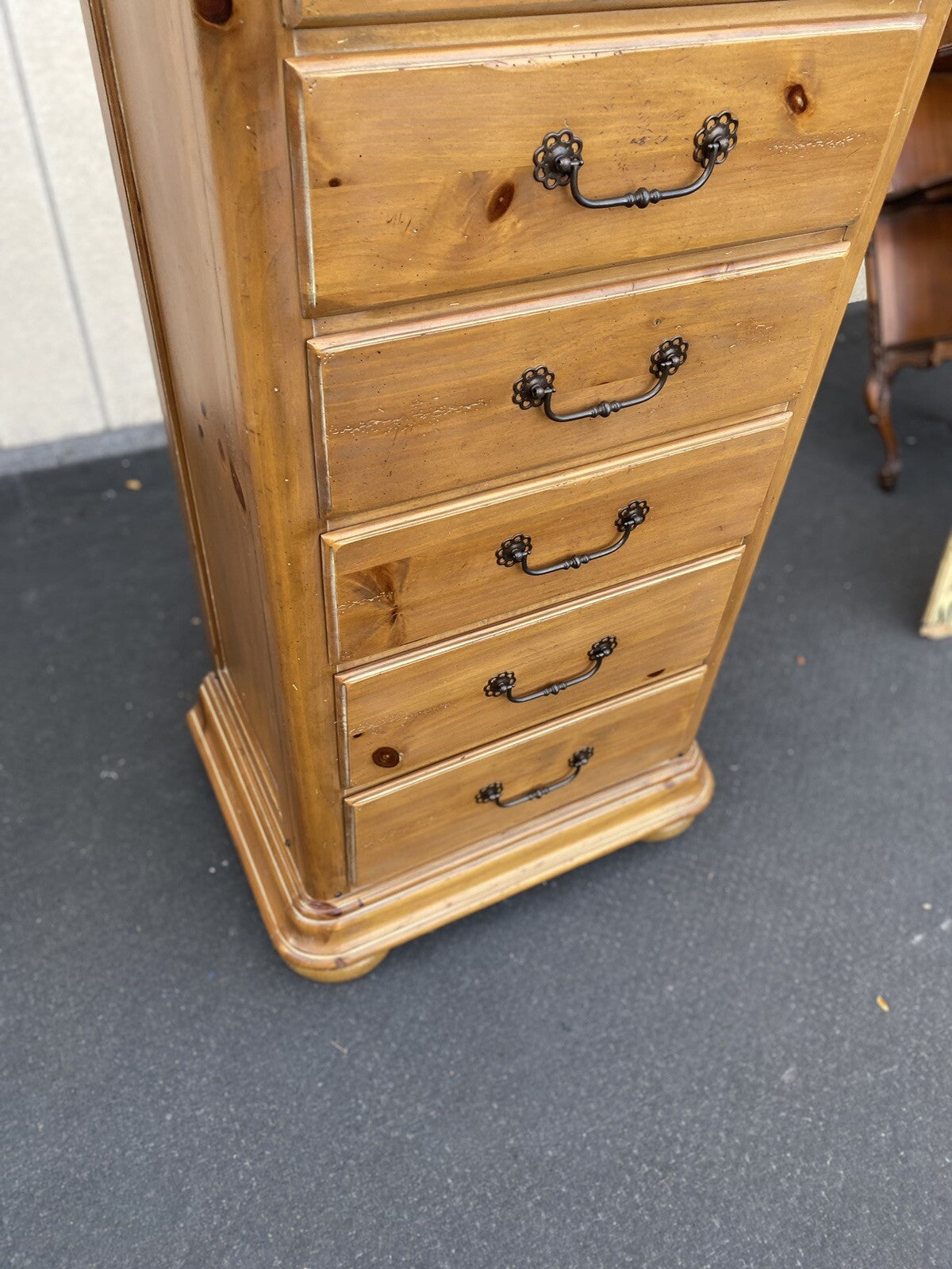 65979    NATIONAL Furniture Pine Lingerie Chest Dresser