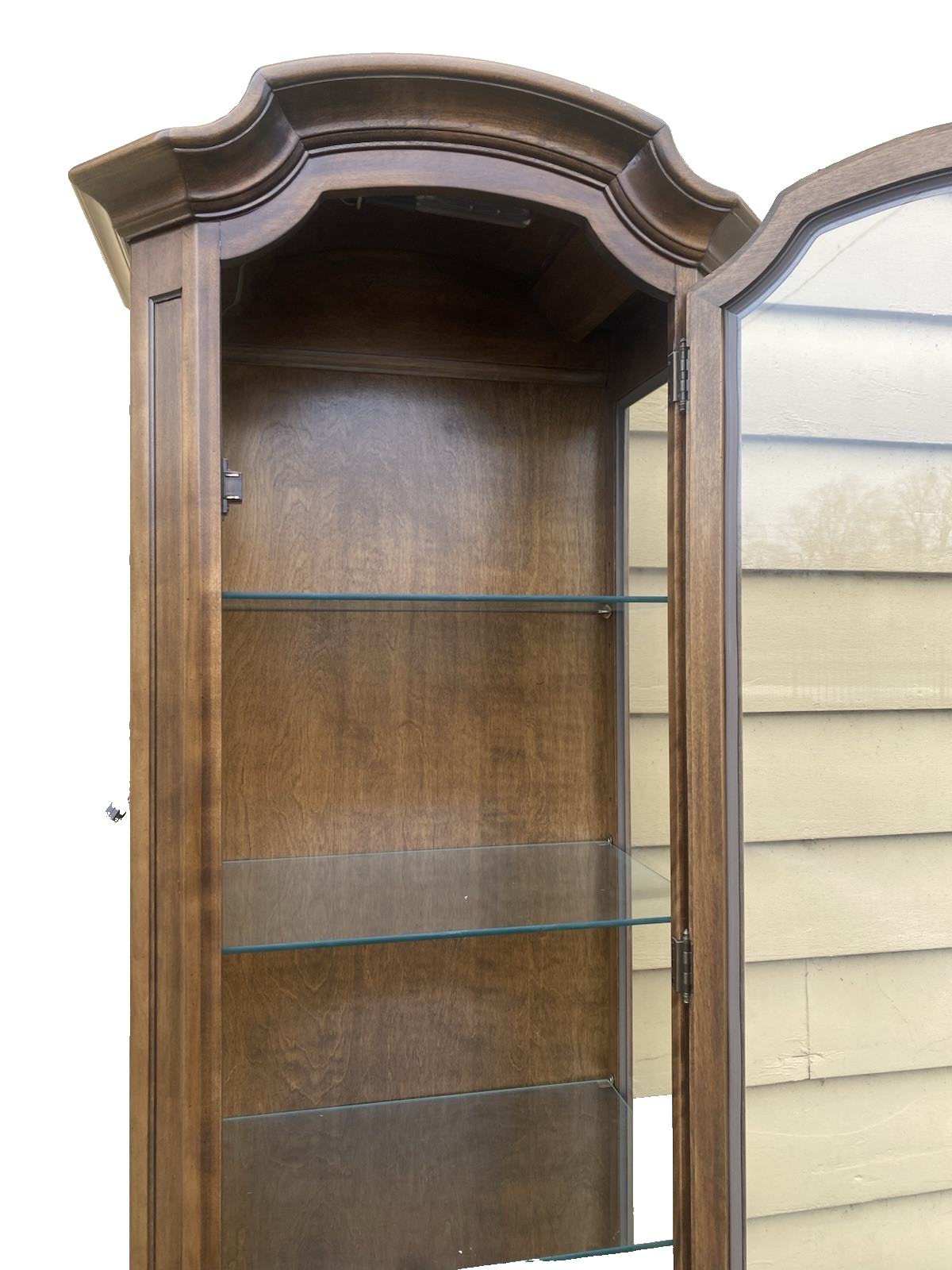 65693 ETHAN ALLEN Maple Curio China Cabinet