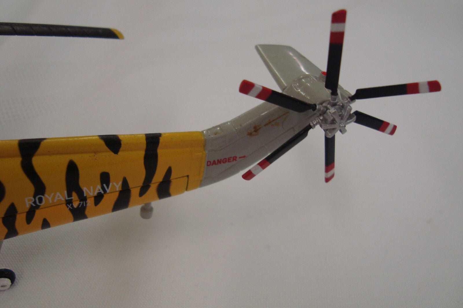 ES44:    Corgi Aviation Archive Legends Westland Sea King Tiger Squadron Assoc.