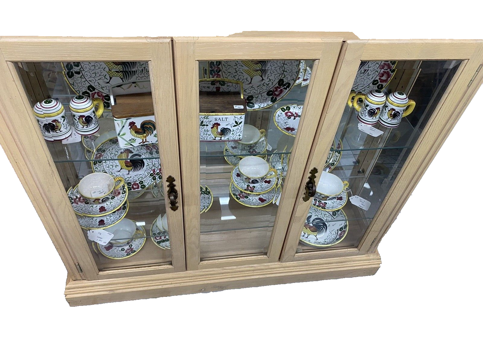57044 PULASKI CURIO CHINA CABINET FACTORY Finish