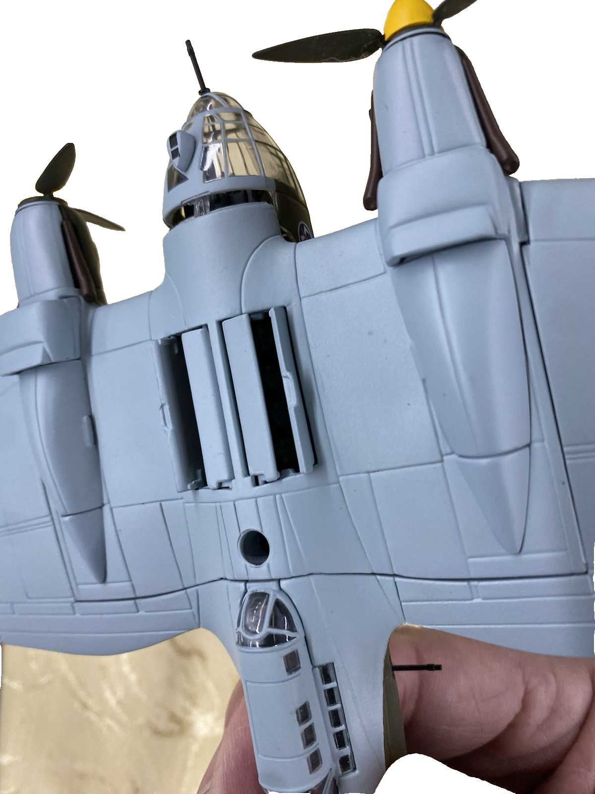 ES 202:   Corgi  Aviation Limited edition AA33711     Diecast  Airplane