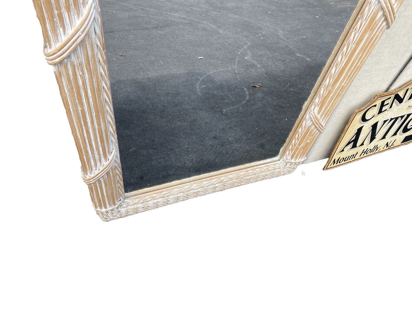 64674 Wicker Decorator Accent Mirror