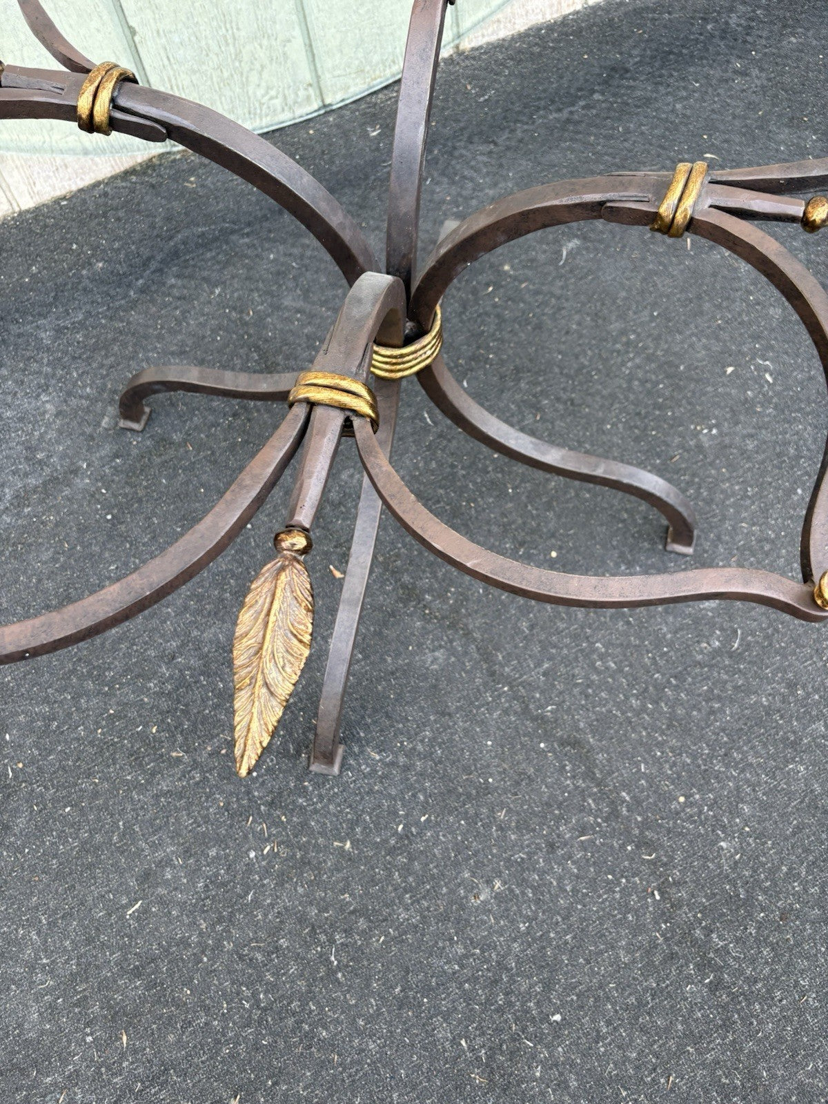 66754   Modern Iron and Glass Coffee Table QUALITY Made