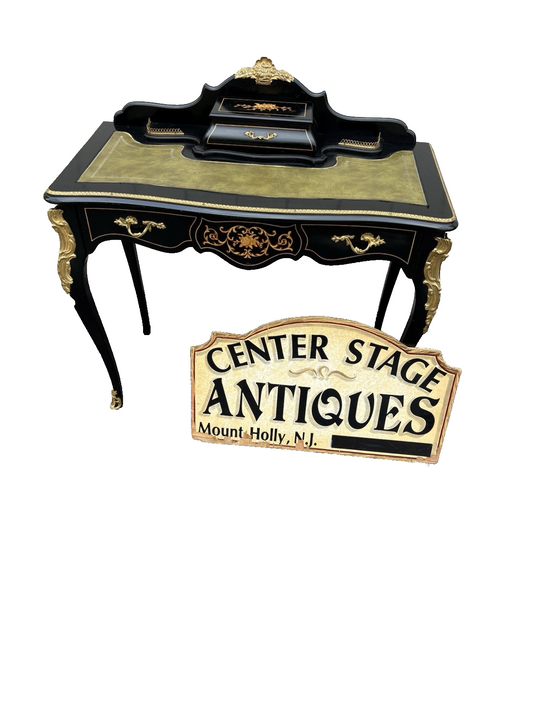 67143 Louis XV Desk with Bronze Ormalu