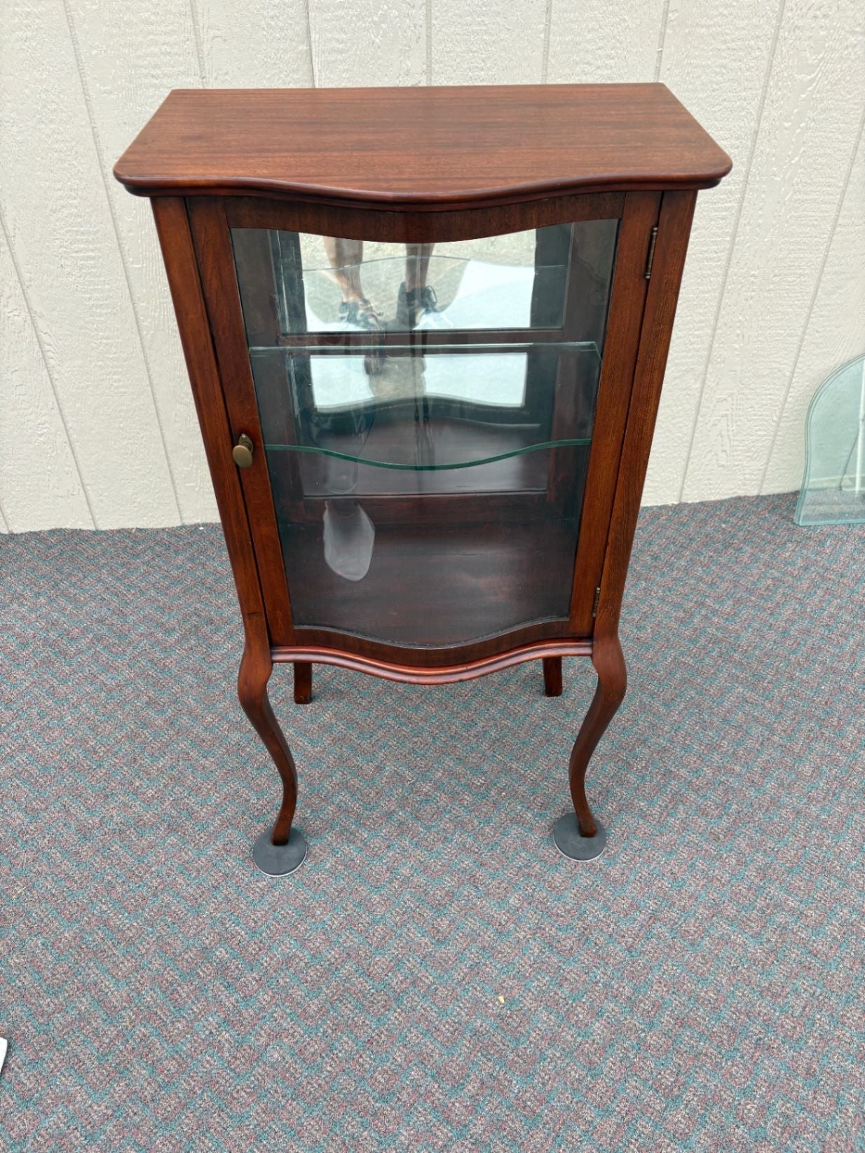 67679 Small Mahogany Curio Cabinet with Glass Shelves and Door