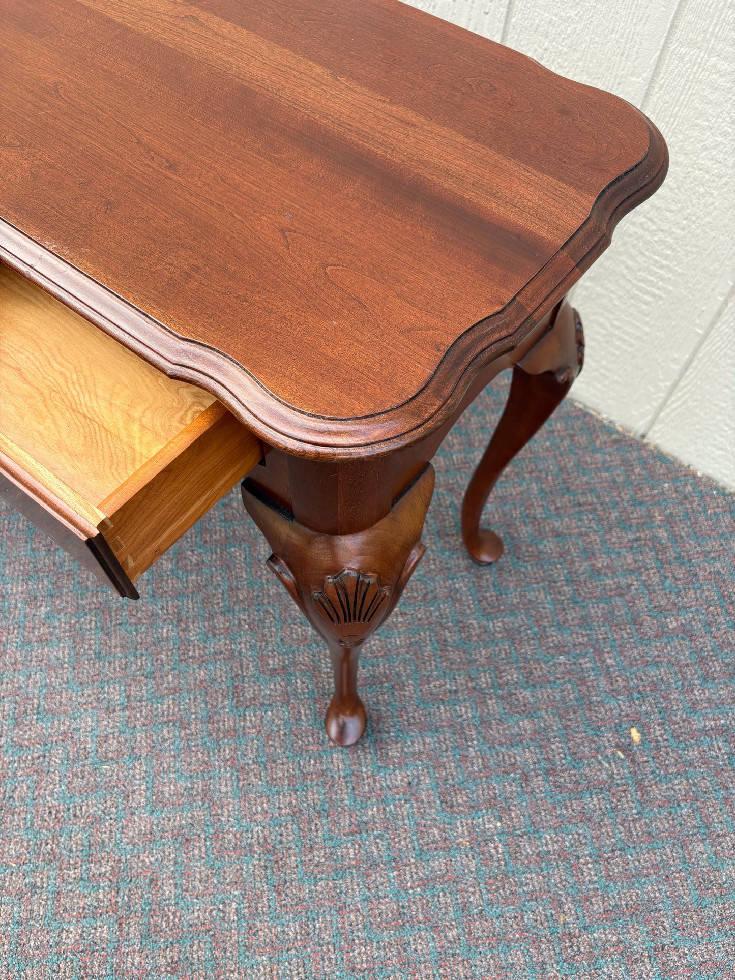 67725 Ethan Allen Queen Anne Style Mahogany Library Table
