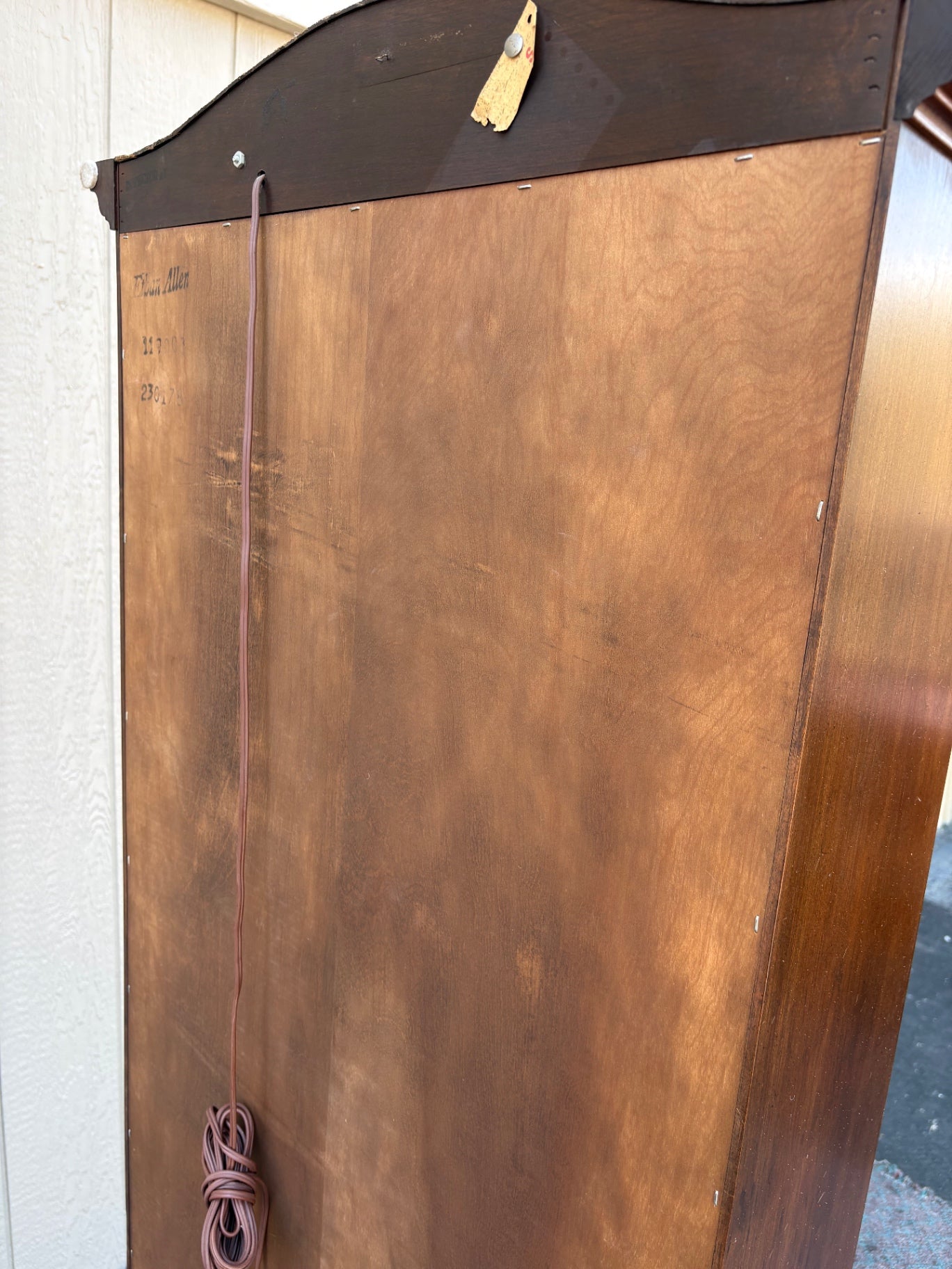 67900  Ethan Allen Traditional Mahogany Curio Cabinet with Glass Doors